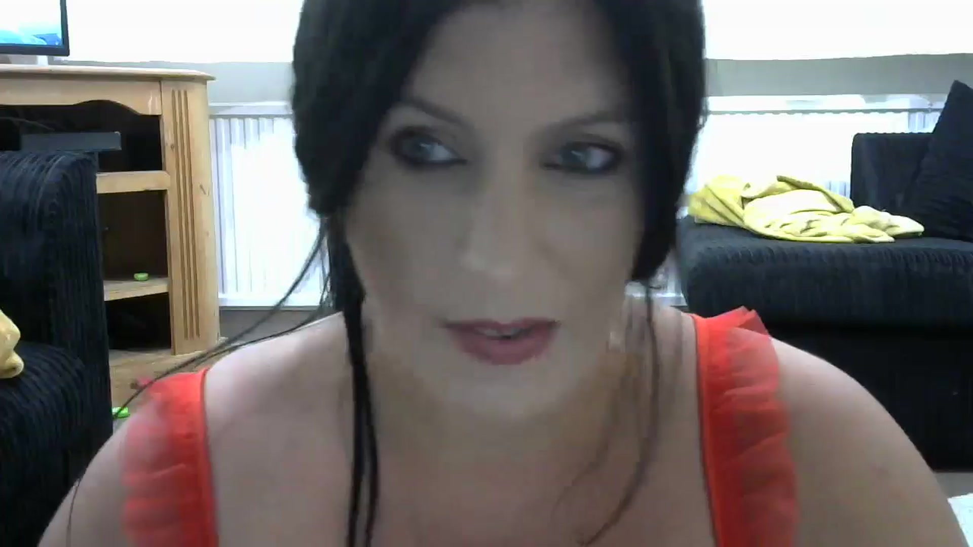 Gallery image thumbnail from Housewife2's myfreecams stream on, 09/08/2024, 20:25 image 7 of 20