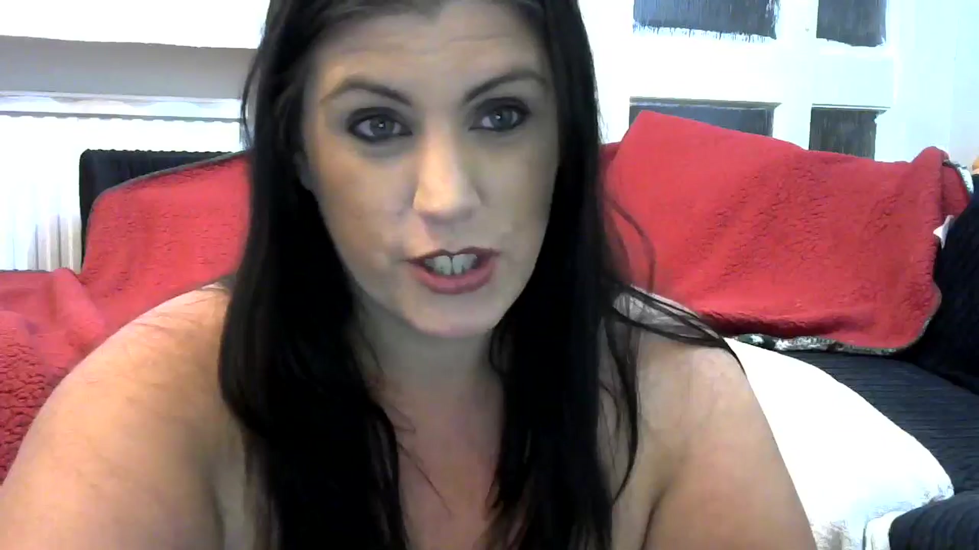 Gallery image thumbnail from Housewife2's myfreecams stream on, 06/04/2025, 24:17 image 19 of 20