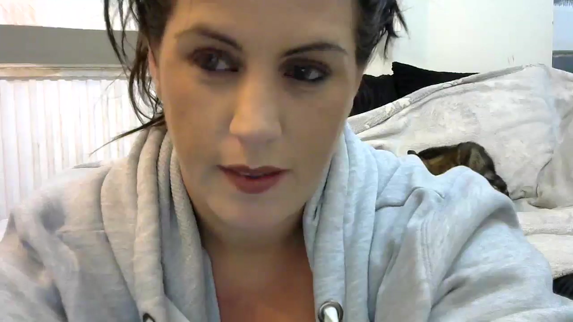 Gallery image thumbnail from Housewife2's myfreecams stream on, 06/12/2025, 24:59 image 4 of 20