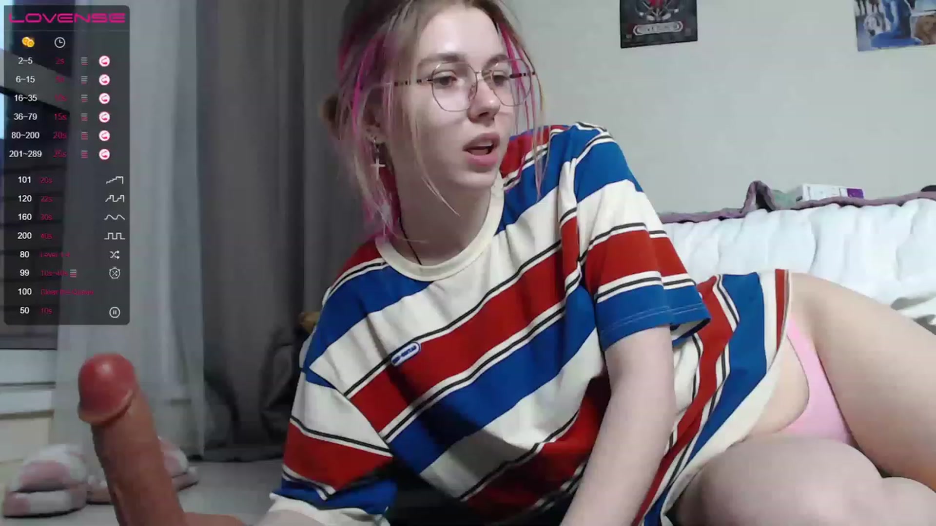 Gallery image thumbnail from HoveyKey's myfreecams stream on, 03/27/2023, 13:04 image 14 of 20