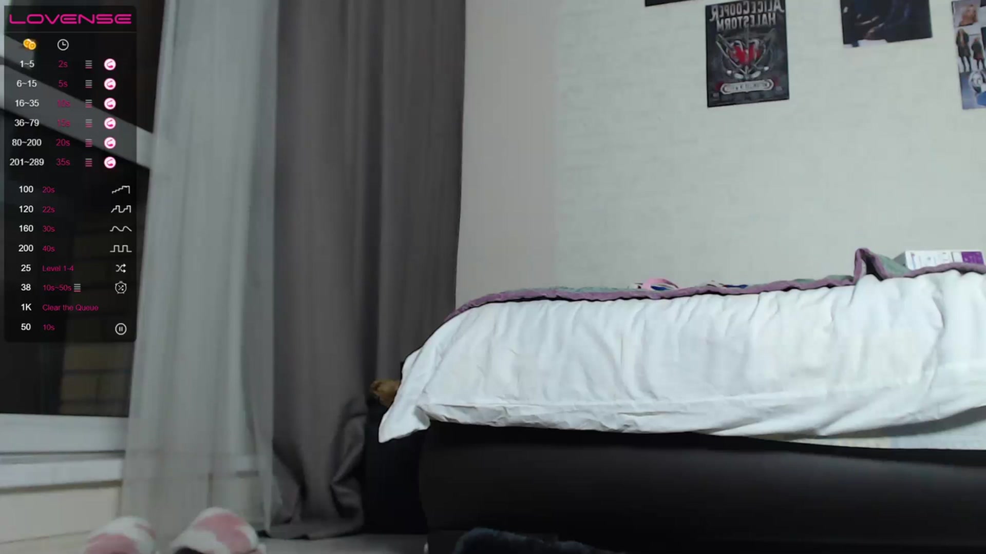 Gallery image thumbnail from HoveyKey's myfreecams stream on, 03/27/2023, 14:03 image 12 of 20
