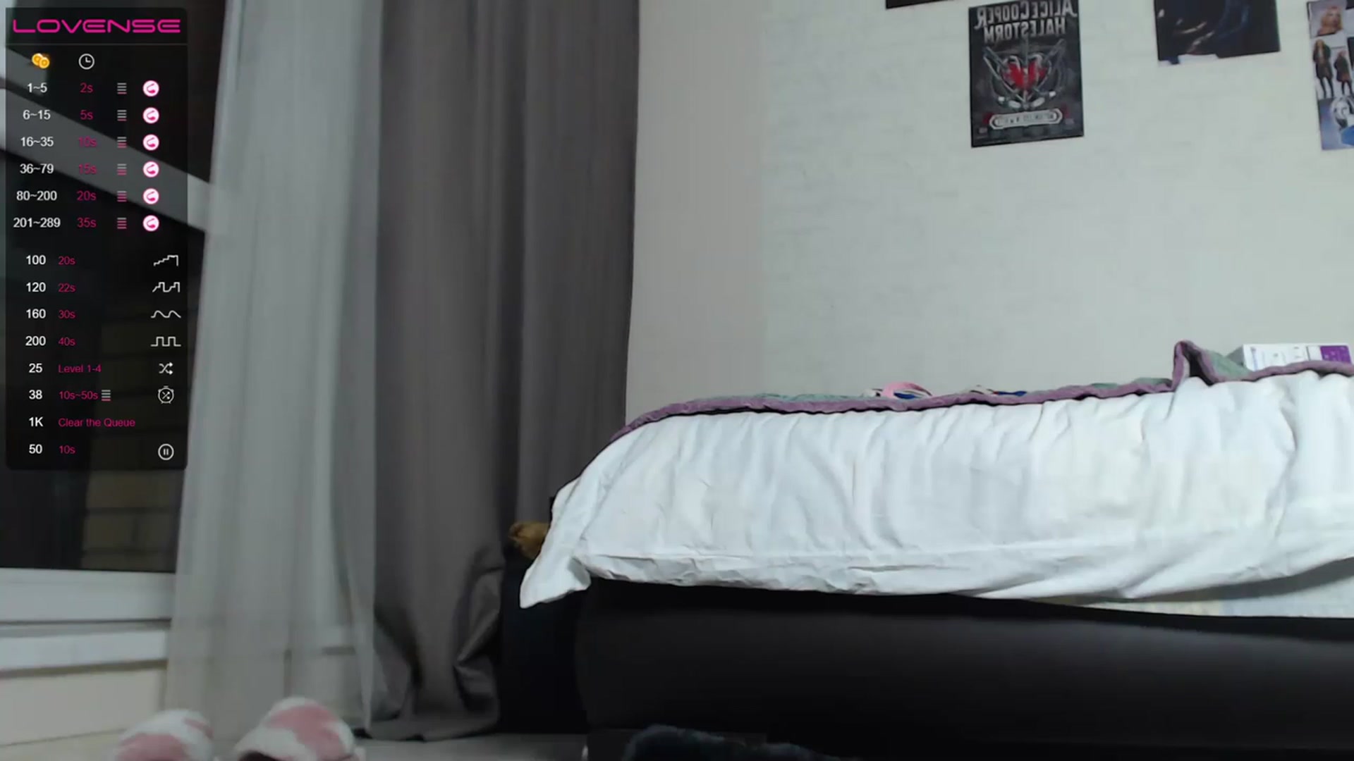 Gallery image thumbnail from HoveyKey's myfreecams stream on, 03/27/2023, 14:03 image 10 of 20
