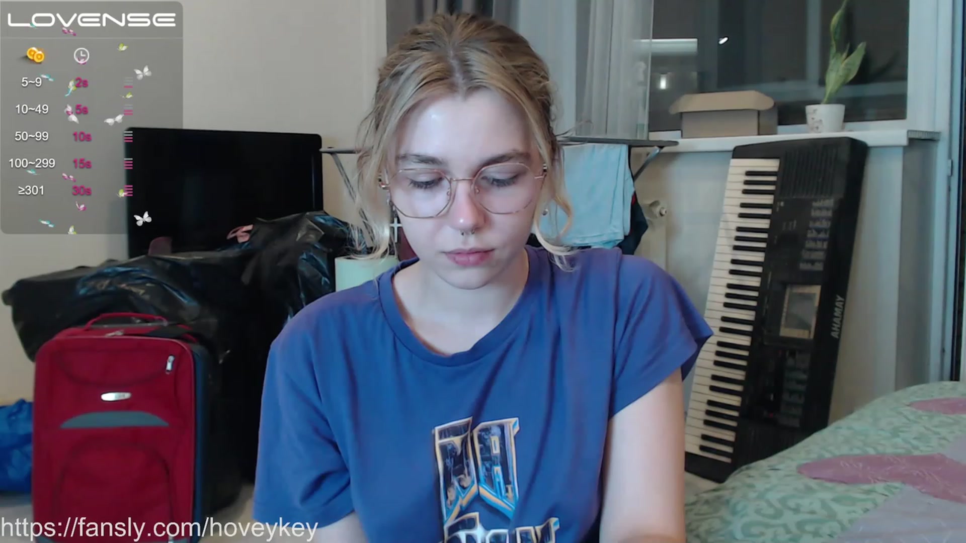 Gallery image thumbnail from HoveyKey's myfreecams stream on, 07/26/2023, 17:56 image 1 of 20