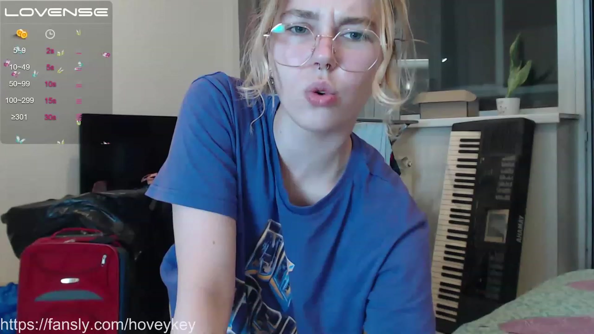 Gallery image thumbnail from HoveyKey's myfreecams stream on, 07/26/2023, 17:56 image 2 of 20