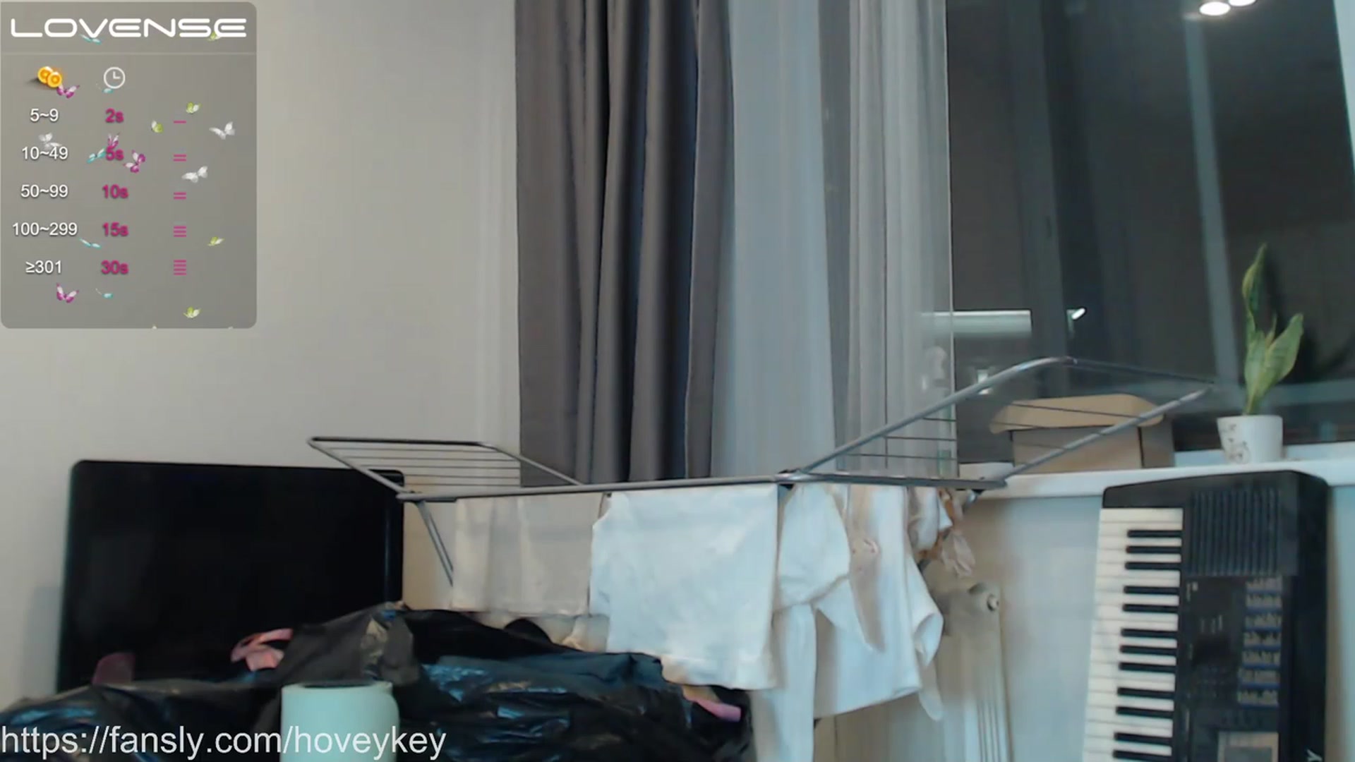 Gallery image thumbnail from HoveyKey's myfreecams stream on, 07/26/2023, 17:56 image 20 of 20
