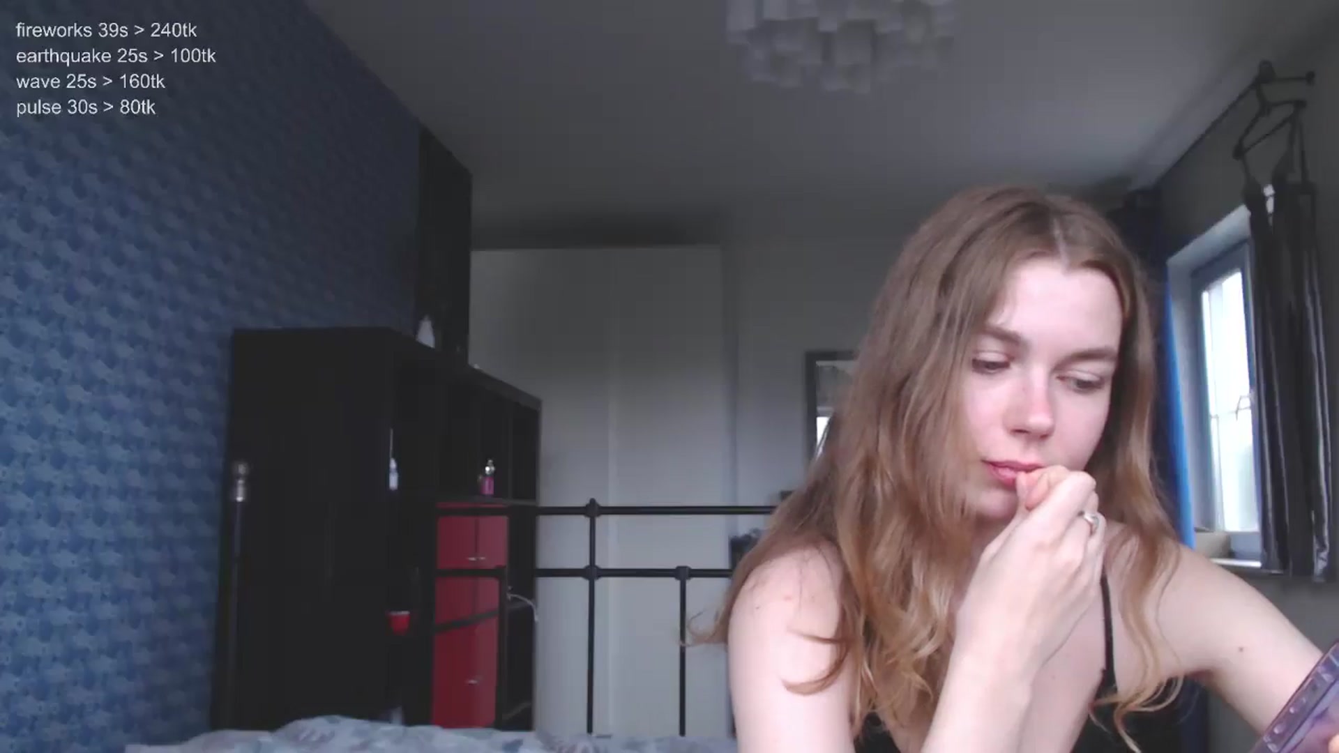 Gallery image thumbnail from HoveyKey's myfreecams stream on, 06/09/2025, 09:19 image 15 of 20