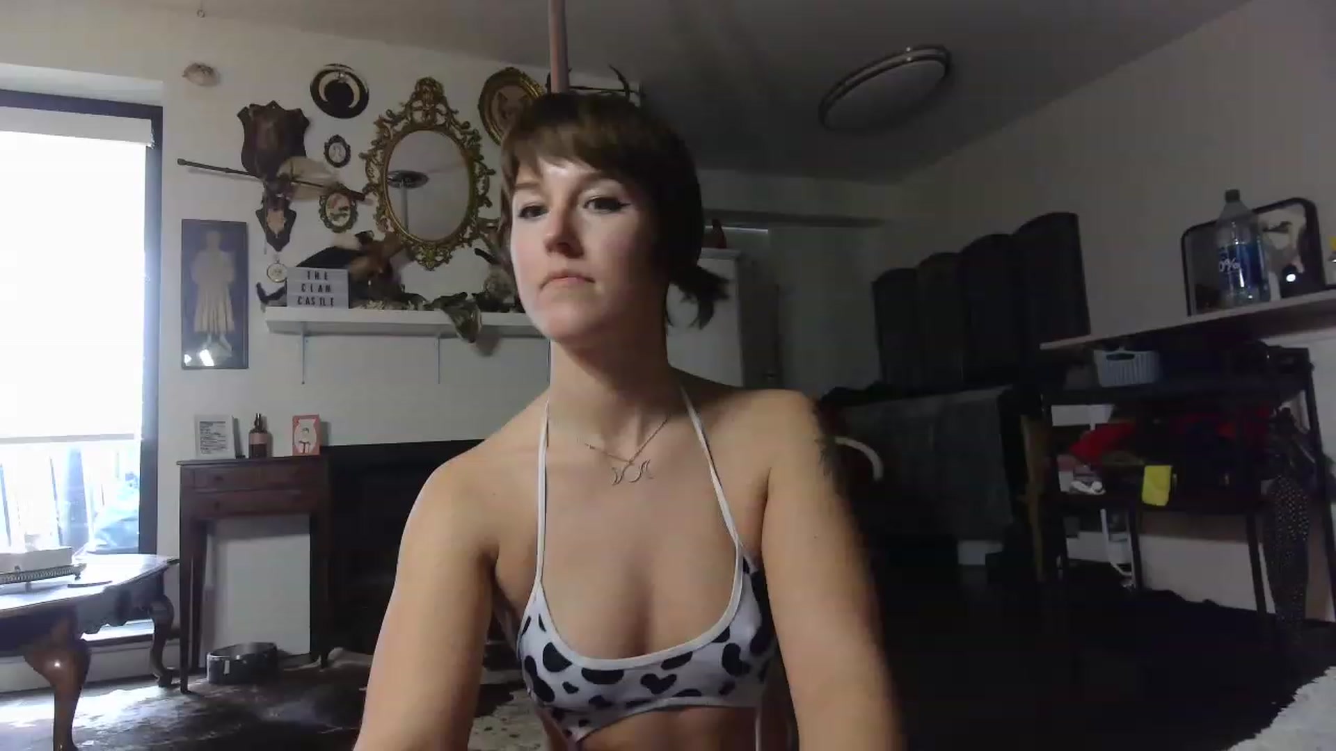 Gallery image thumbnail from HowardCockley's myfreecams stream on, 03/01/2023, 21:47 image 4 of 20