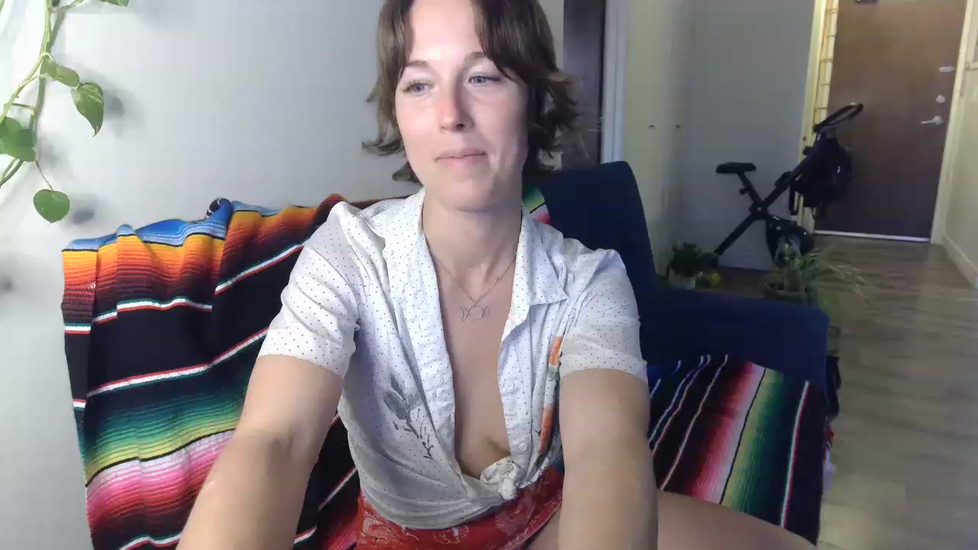 Gallery image thumbnail from HowardCockley's myfreecams stream on, 05/04/2023, 03:40 image 19 of 20