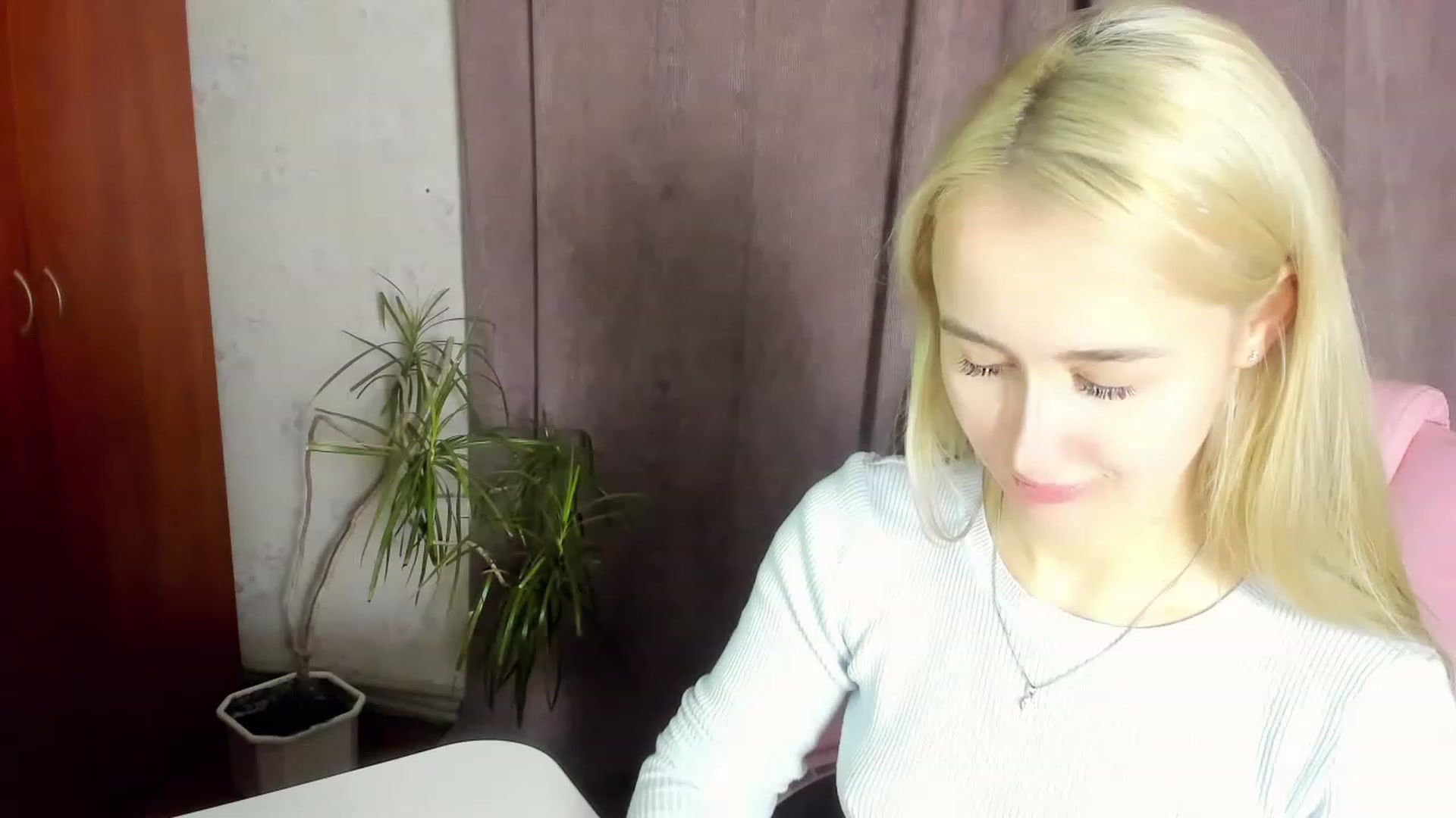 Gallery image thumbnail from Hrettel's myfreecams stream on, 01/18/2023, 18:13 image 12 of 20