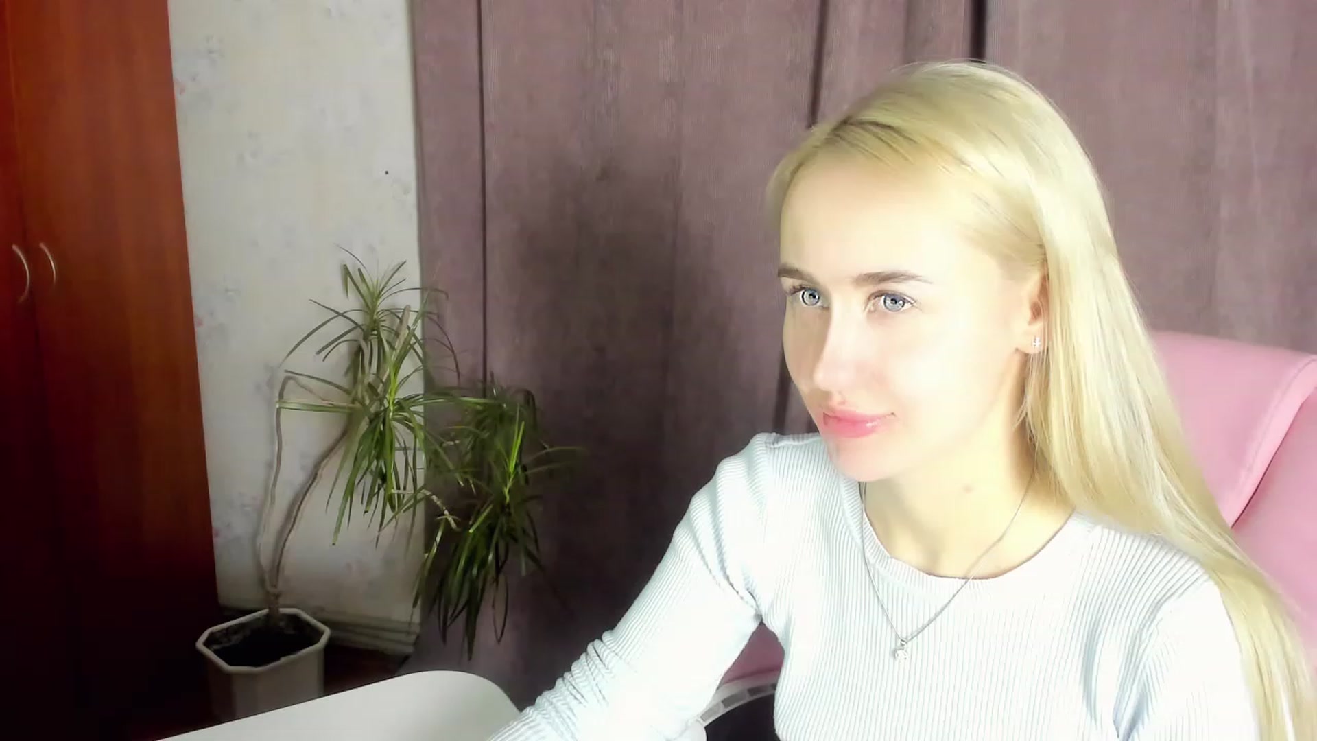 Gallery image thumbnail from Hrettel's myfreecams stream on, 01/18/2023, 18:13 image 20 of 20
