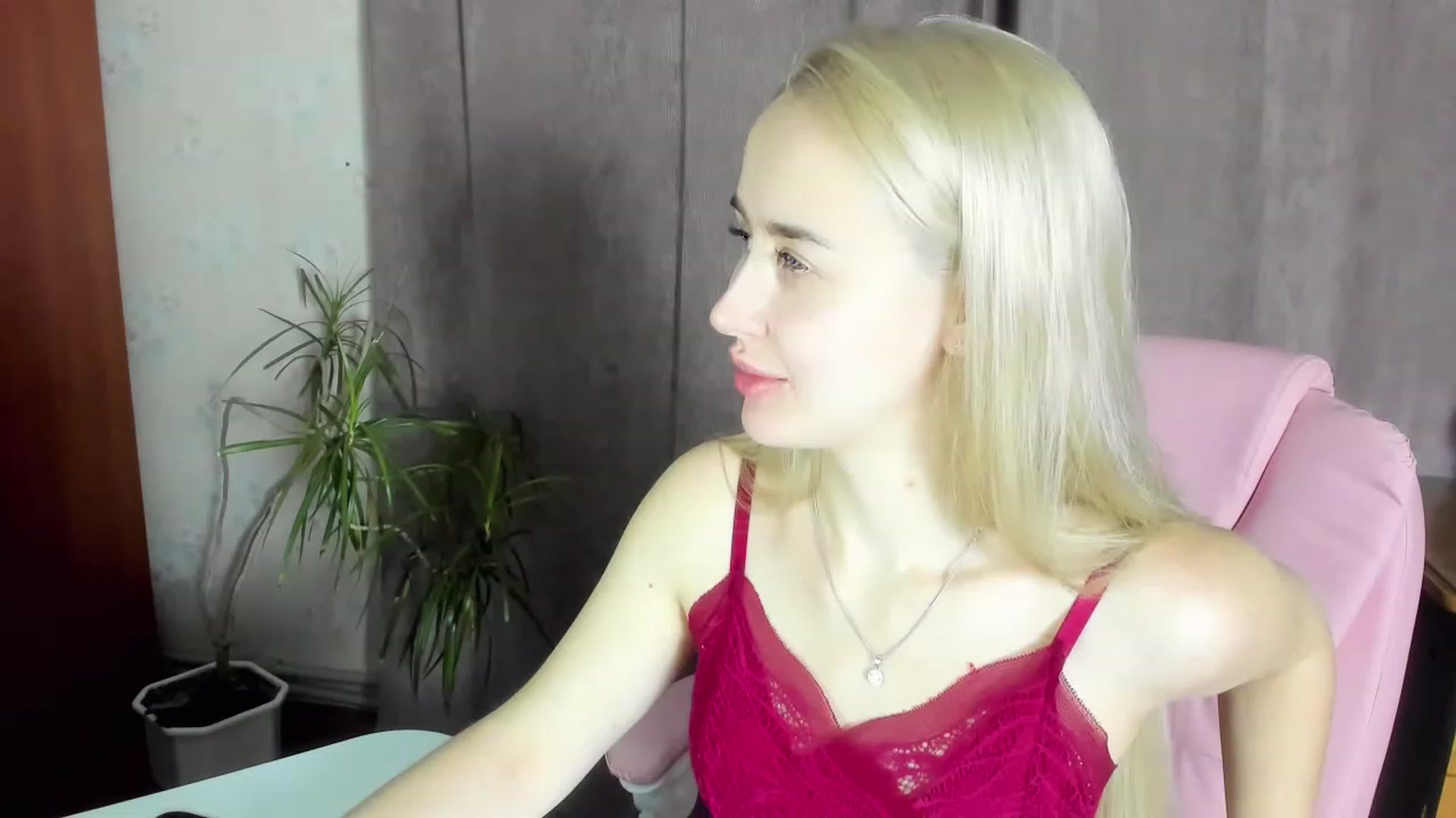 Gallery image thumbnail from Hrettel's myfreecams stream on, 01/20/2023, 24:38 image 4 of 20