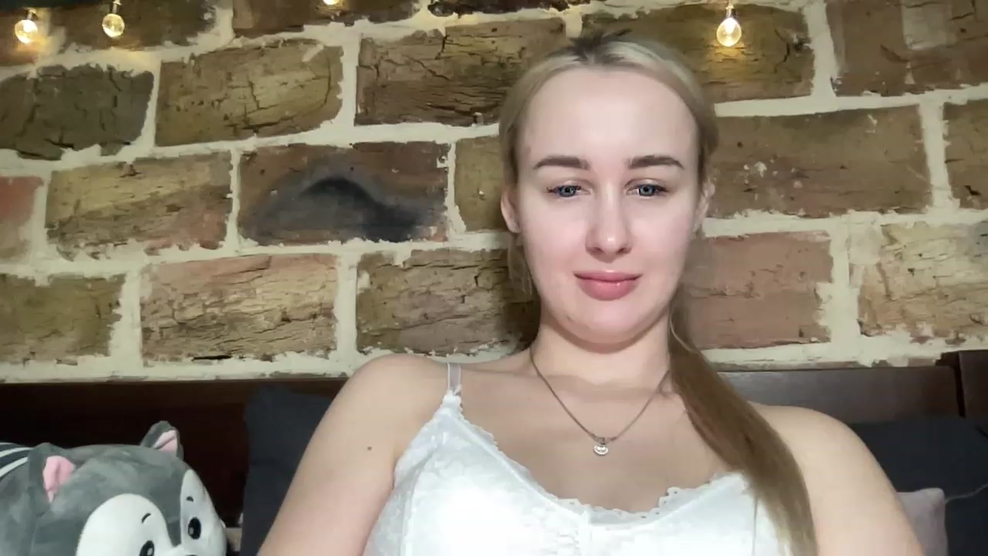 Gallery image thumbnail from Hrettel's myfreecams stream on, 01/29/2023, 23:45 image 4 of 20