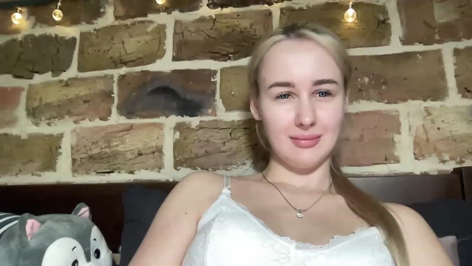 Gallery image thumbnail from Hrettel's myfreecams stream on, 01/29/2023, 23:45 image 12 of 20