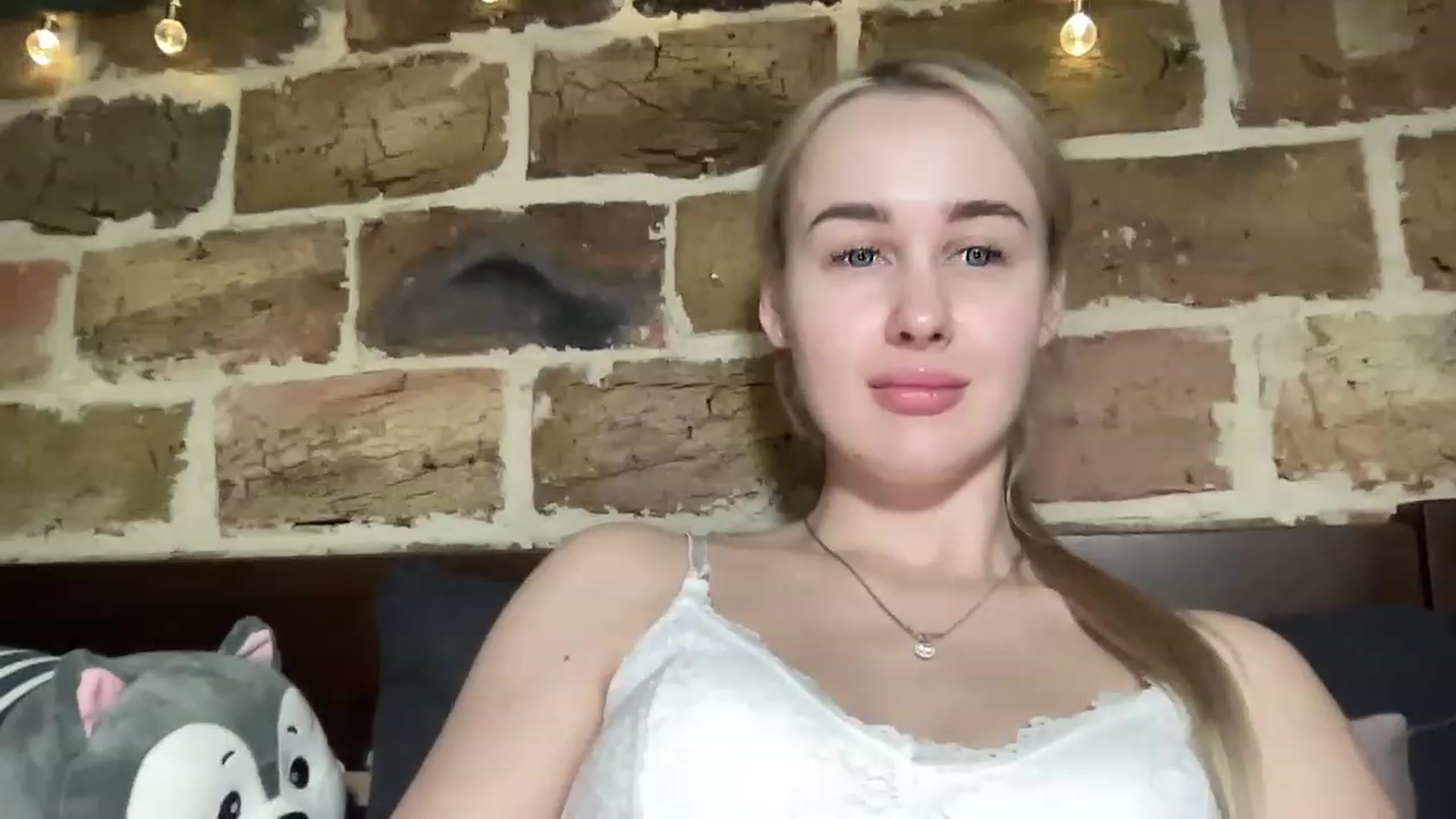 Gallery image thumbnail from Hrettel's myfreecams stream on, 01/29/2023, 23:45 image 16 of 20