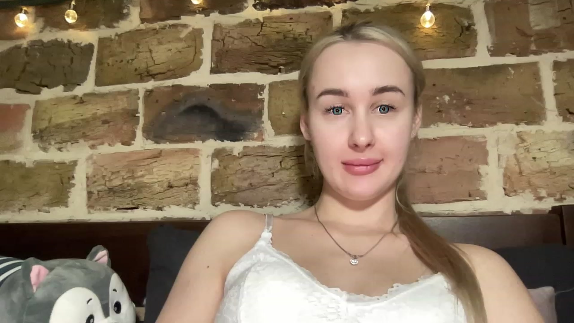Gallery image thumbnail from Hrettel's myfreecams stream on, 01/29/2023, 23:45 image 6 of 20