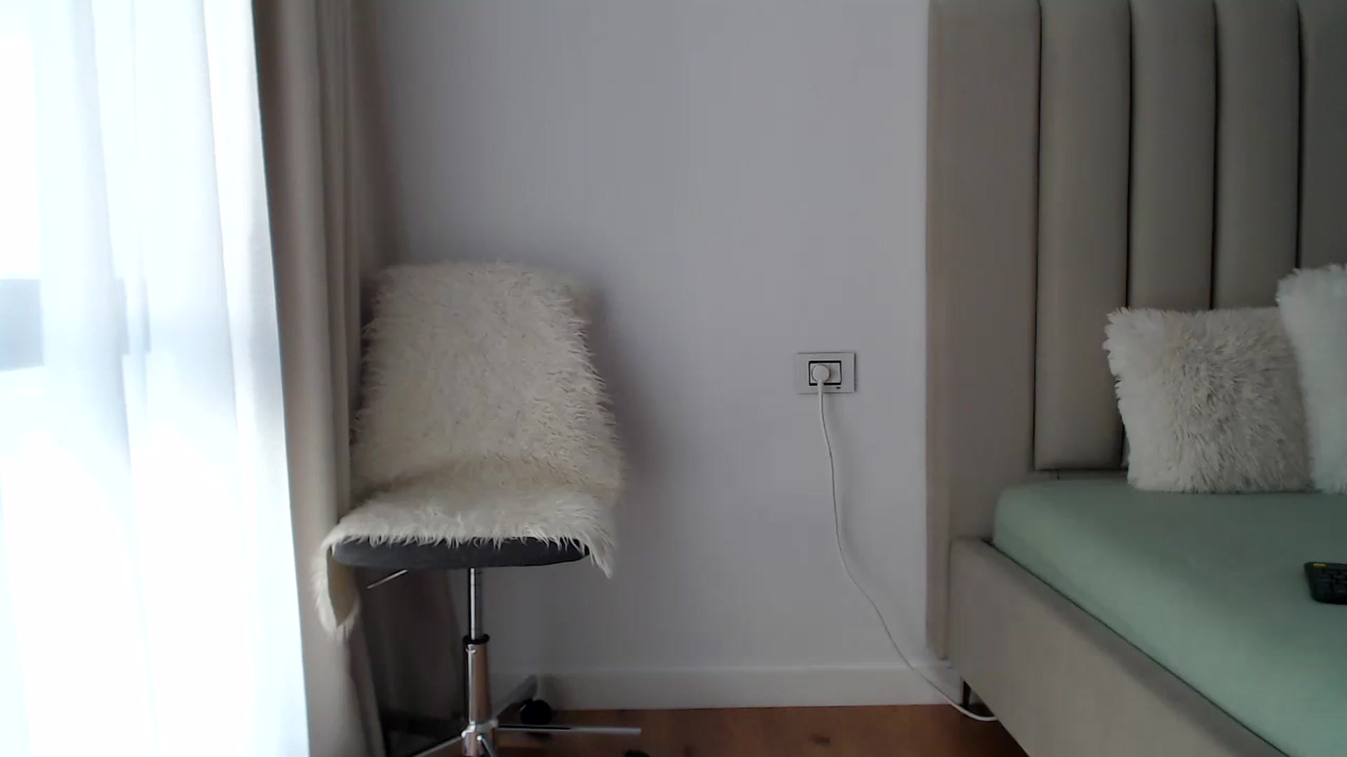 Gallery image thumbnail from Hrystina_'s myfreecams stream on, 09/06/2024, 15:07 image 5 of 20