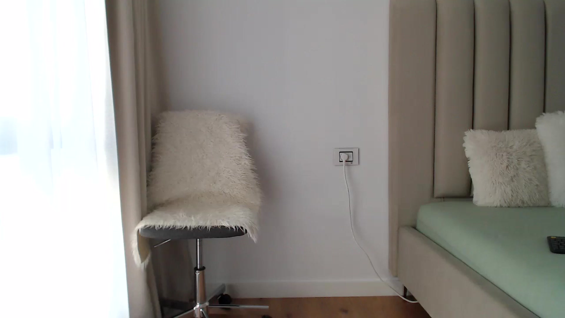 Gallery image thumbnail from Hrystina_'s myfreecams stream on, 09/06/2024, 15:07 image 14 of 20