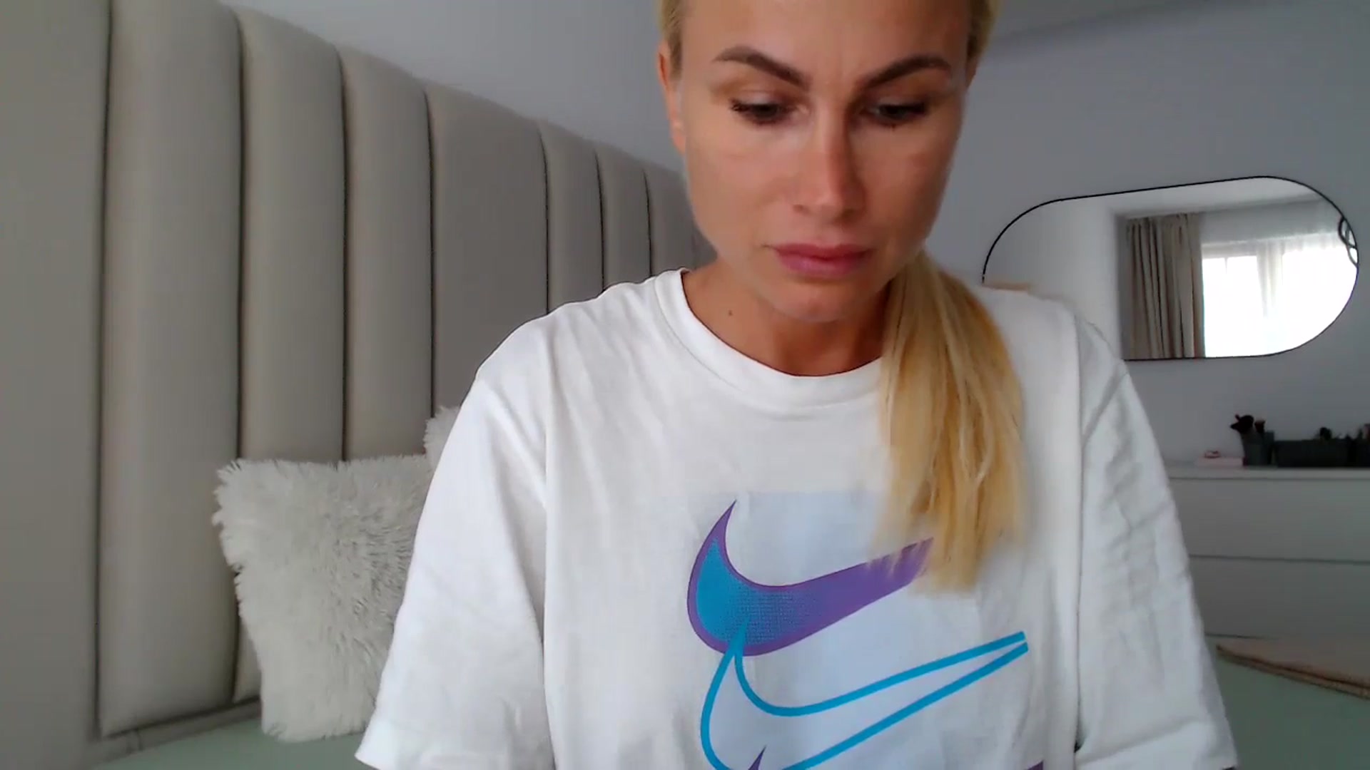 Gallery image thumbnail from Hrystina_'s myfreecams stream on, 09/06/2024, 16:07 image 18 of 20