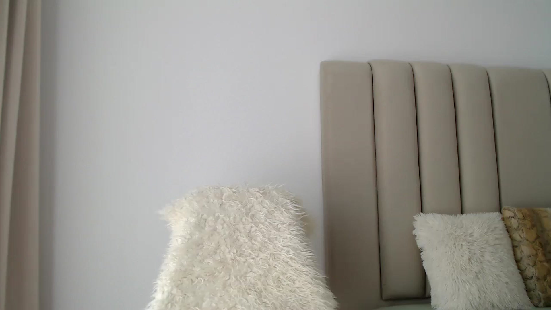 Gallery image thumbnail from Hrystina_'s myfreecams stream on, 09/07/2024, 13:53 image 2 of 20