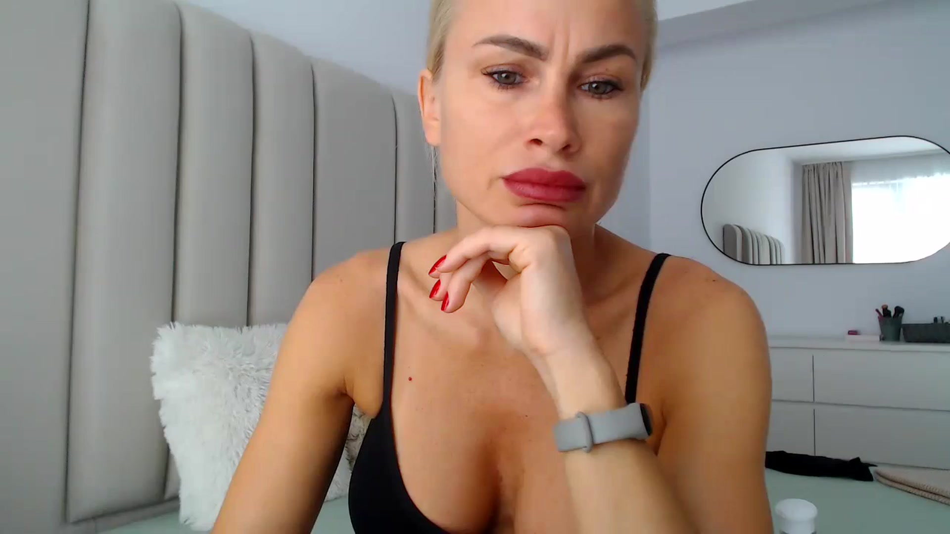 Gallery image thumbnail from Hrystina_'s myfreecams stream on, 09/10/2024, 15:11 image 1 of 20