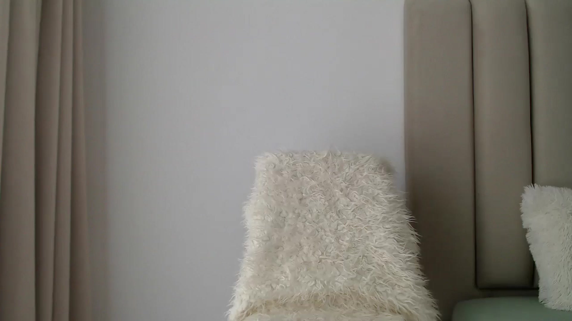 Gallery image thumbnail from Hrystina_'s myfreecams stream on, 09/13/2024, 11:37 image 2 of 20