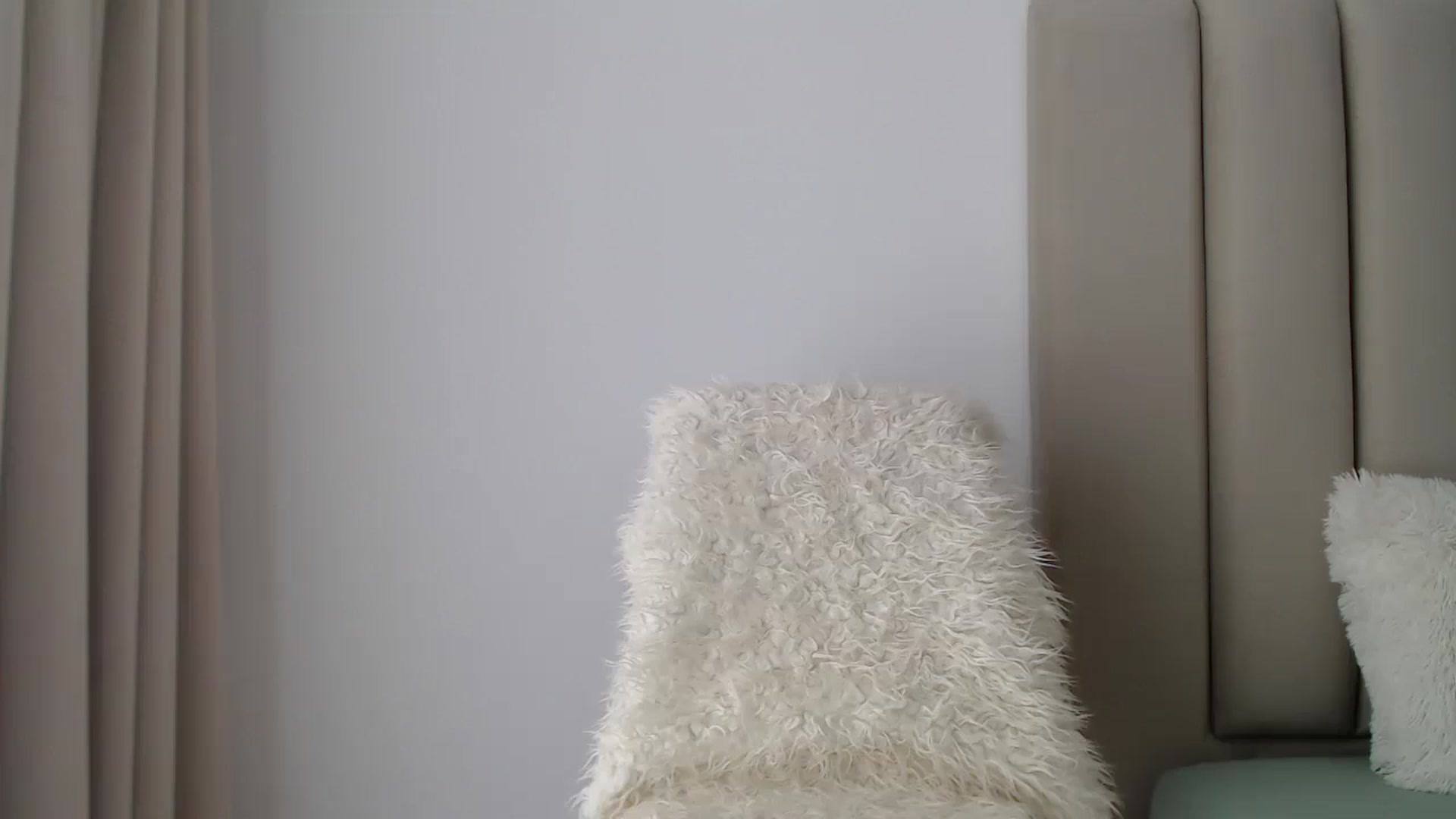 Gallery image thumbnail from Hrystina_'s myfreecams stream on, 09/13/2024, 11:37 image 6 of 20