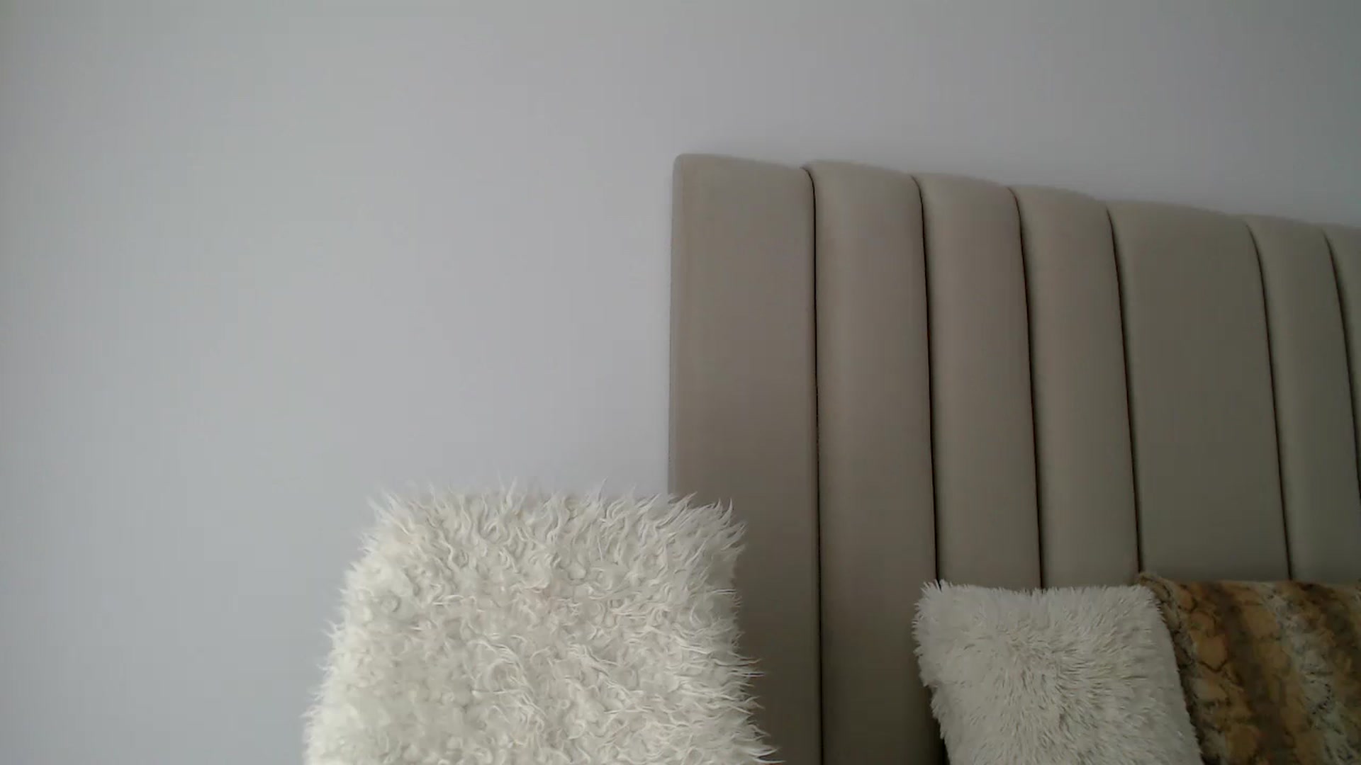 Gallery image thumbnail from Hrystina_'s myfreecams stream on, 09/14/2024, 12:15 image 17 of 20