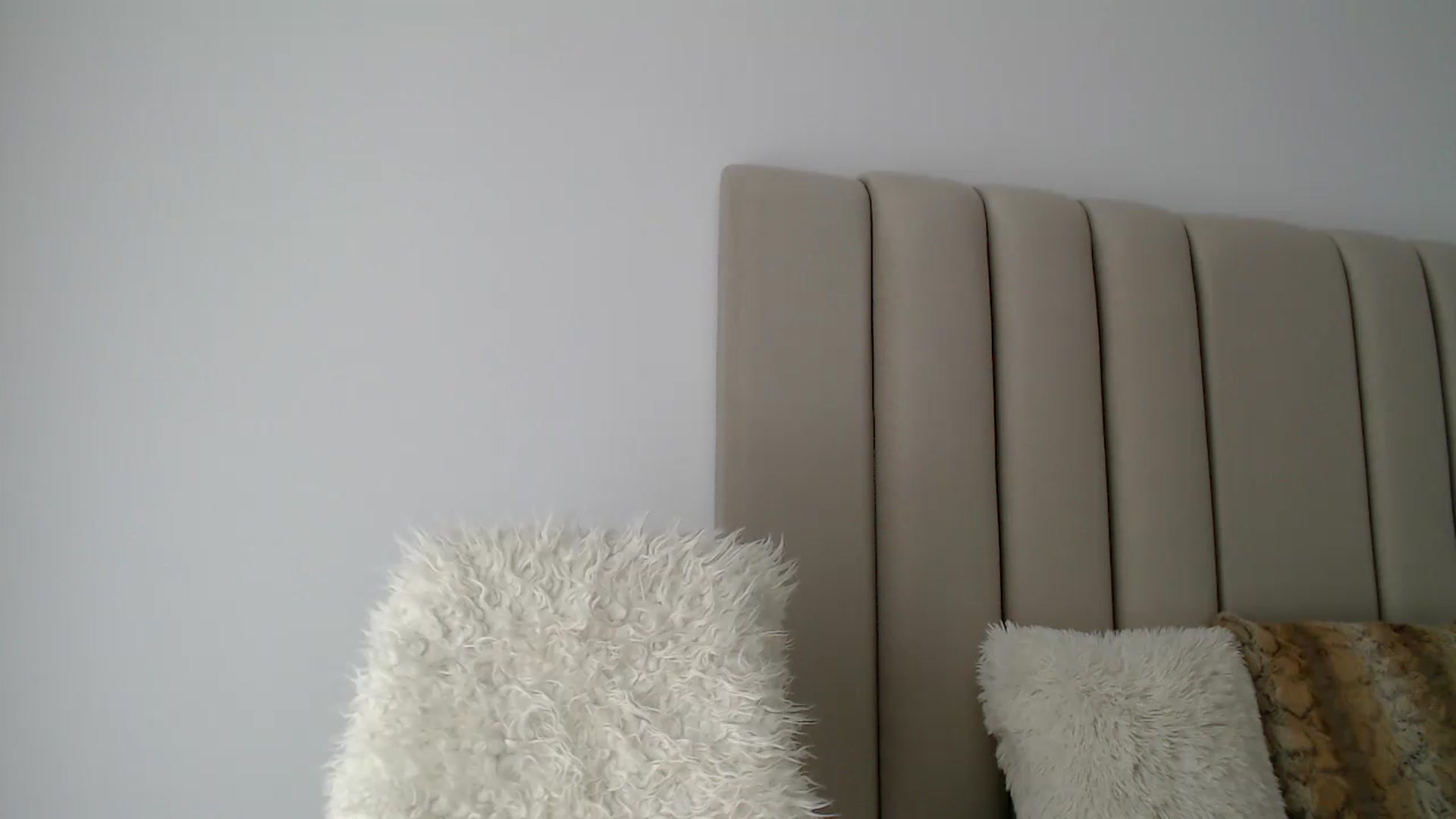 Gallery image thumbnail from Hrystina_'s myfreecams stream on, 09/14/2024, 12:15 image 16 of 20