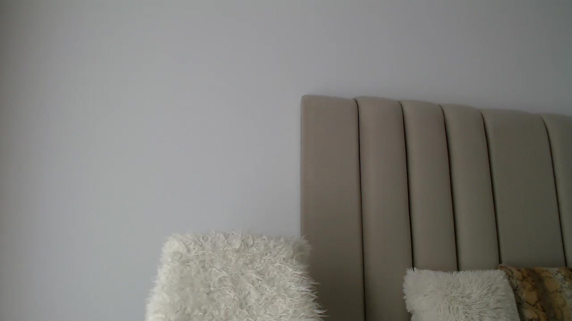 Gallery image thumbnail from Hrystina_'s myfreecams stream on, 09/14/2024, 12:15 image 4 of 20
