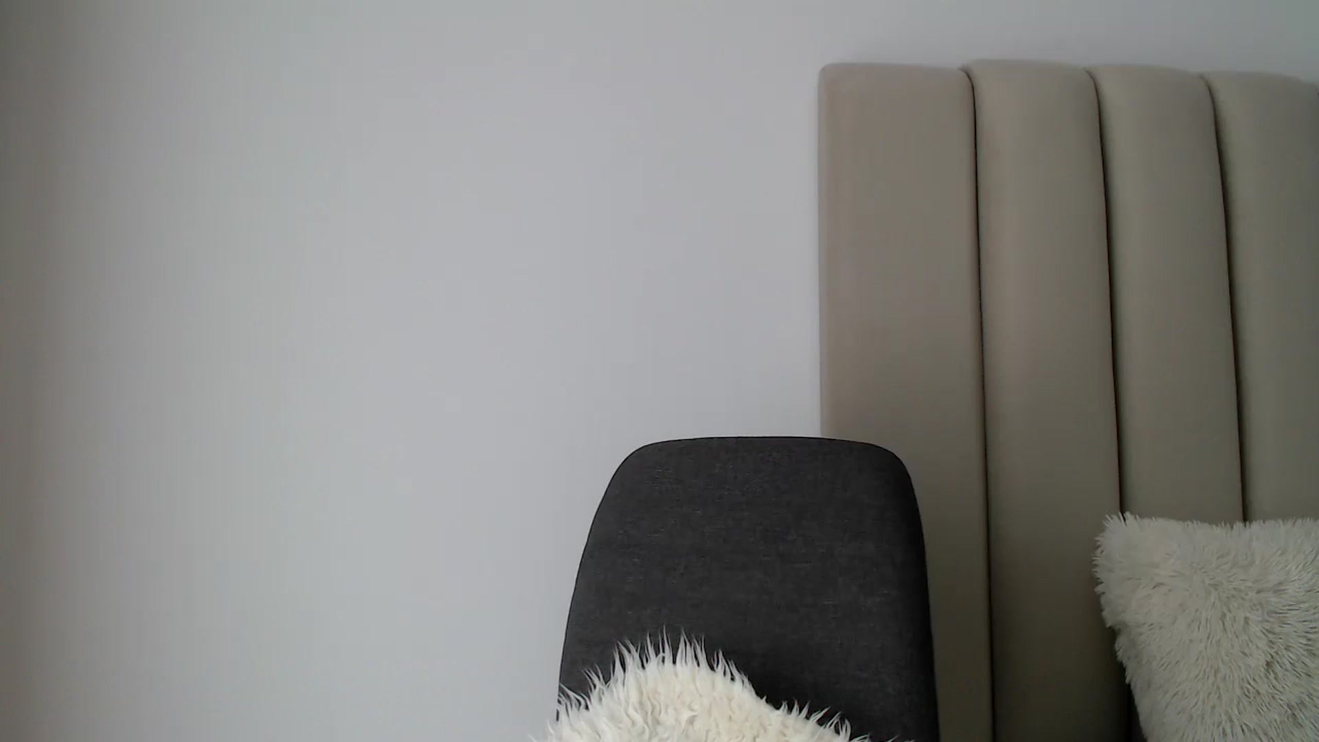 Gallery image thumbnail from Hrystina_'s myfreecams stream on, 09/14/2024, 14:31 image 1 of 20