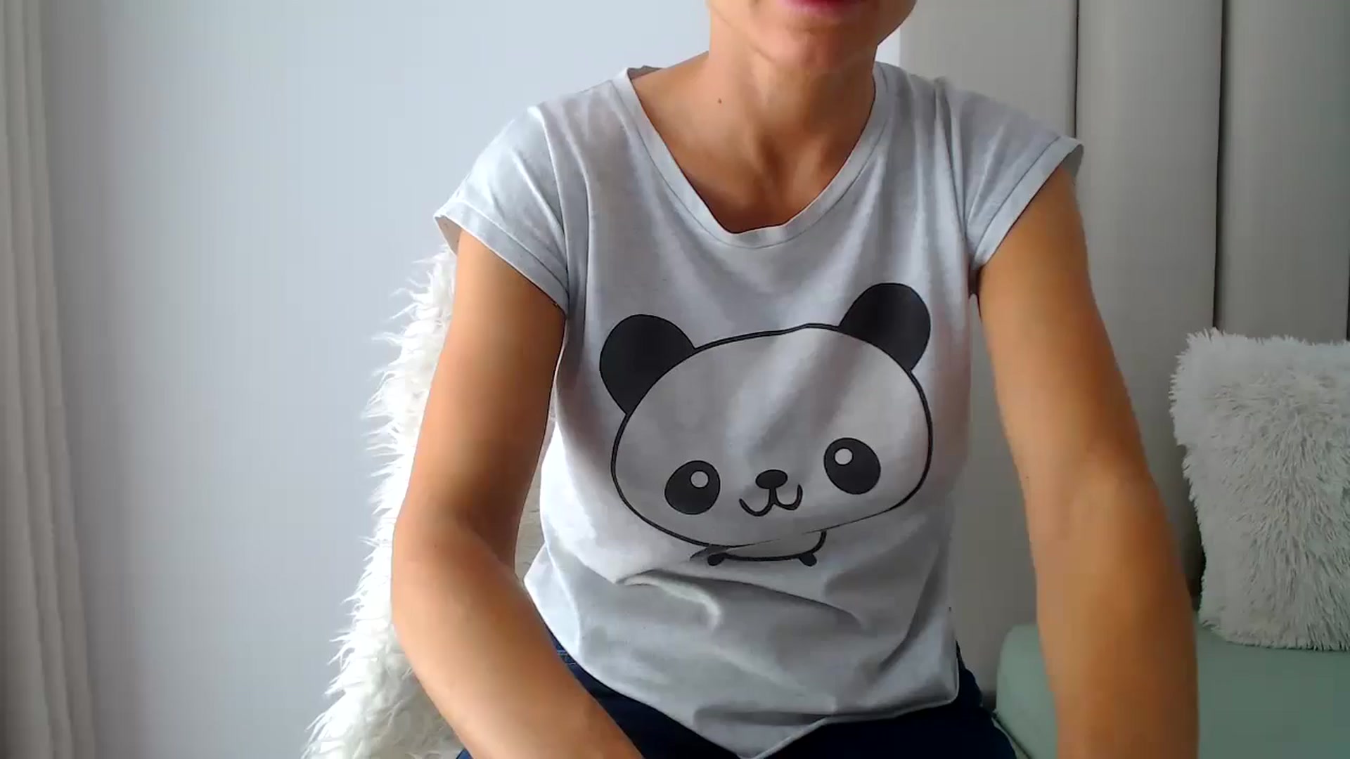 Gallery image thumbnail from Hrystina_'s myfreecams stream on, 09/16/2024, 13:00 image 1 of 20
