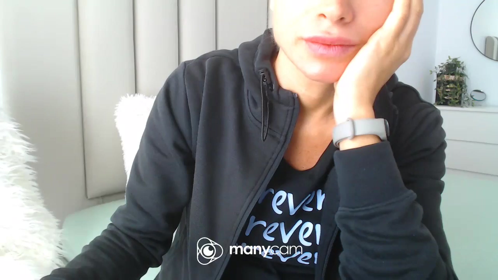 Gallery image thumbnail from Hrystina_'s myfreecams stream on, 09/18/2024, 15:45 image 6 of 20