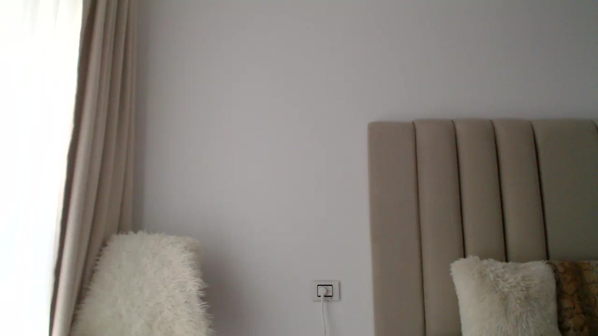 Gallery image thumbnail from Hrystina_'s myfreecams stream on, 09/30/2024, 15:05 image 20 of 20