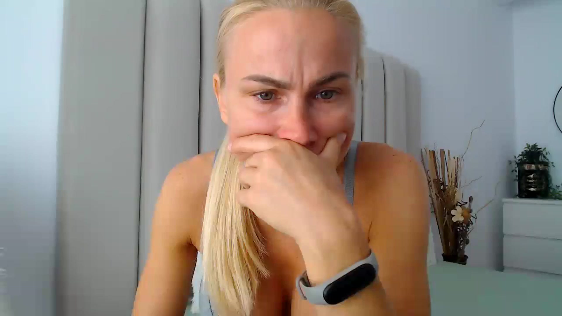 Gallery image thumbnail from Hrystina_'s myfreecams stream on, 10/02/2024, 15:57 image 1 of 20