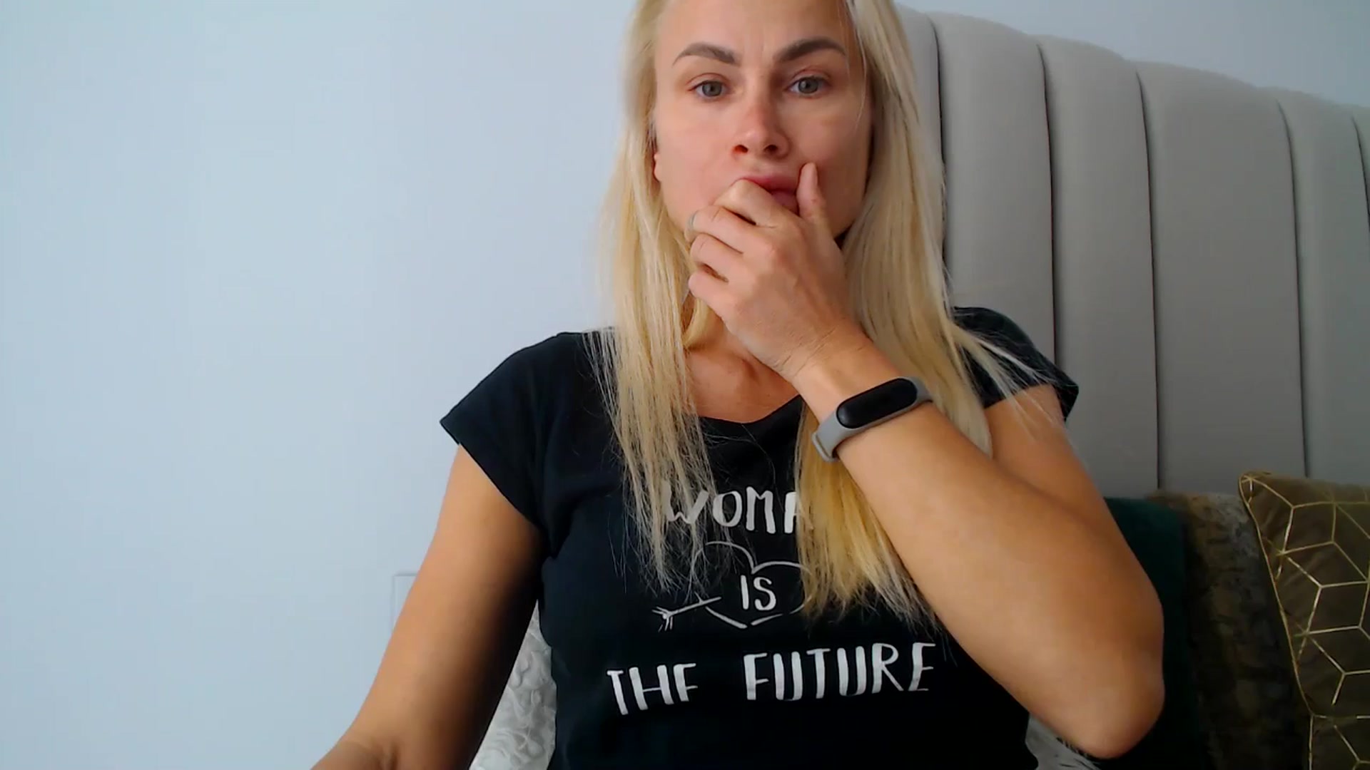 Gallery image thumbnail from Hrystina_'s myfreecams stream on, 10/19/2024, 14:53 image 11 of 20