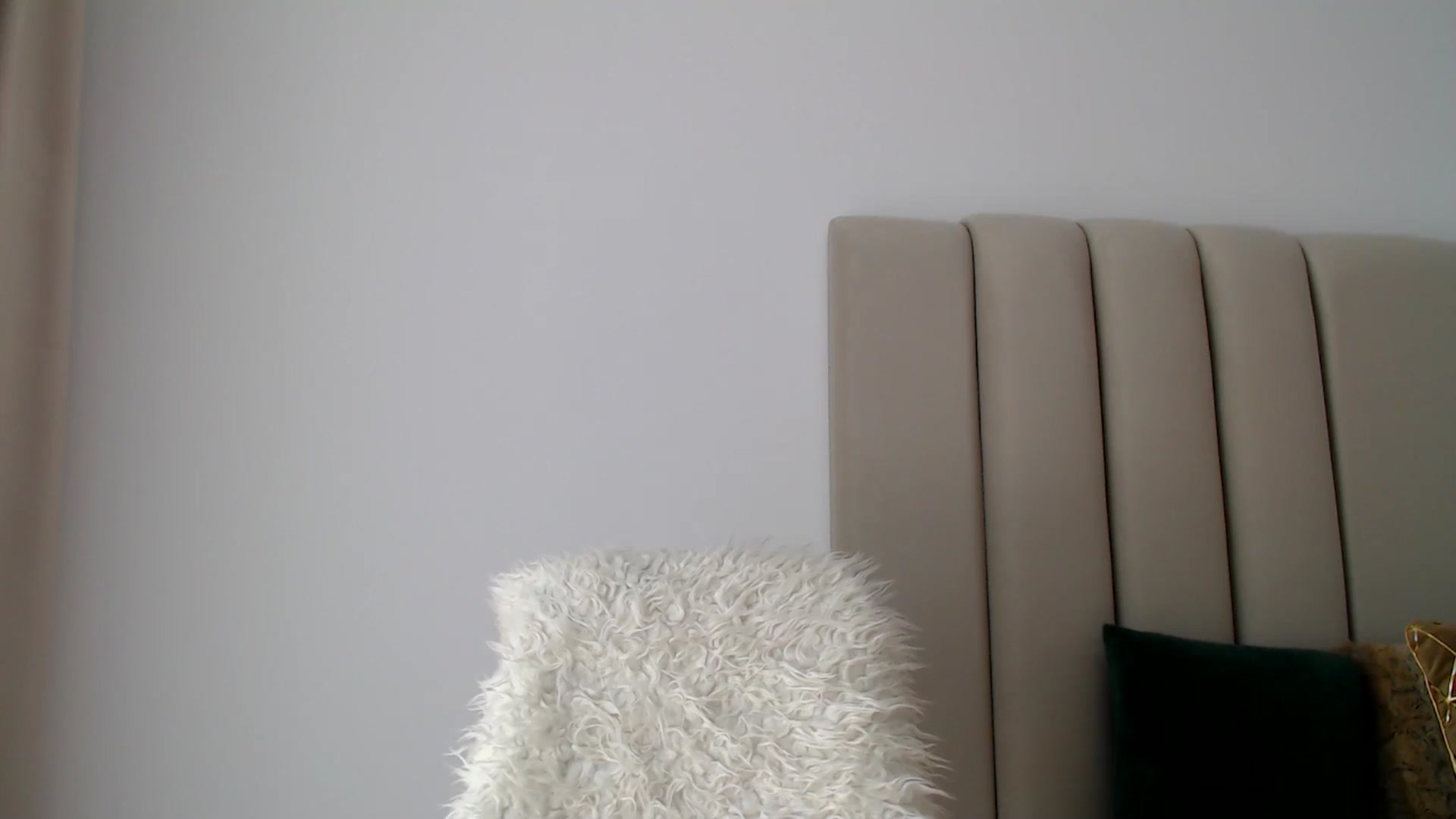 Gallery image thumbnail from Hrystina_'s myfreecams stream on, 10/21/2024, 11:07 image 1 of 20