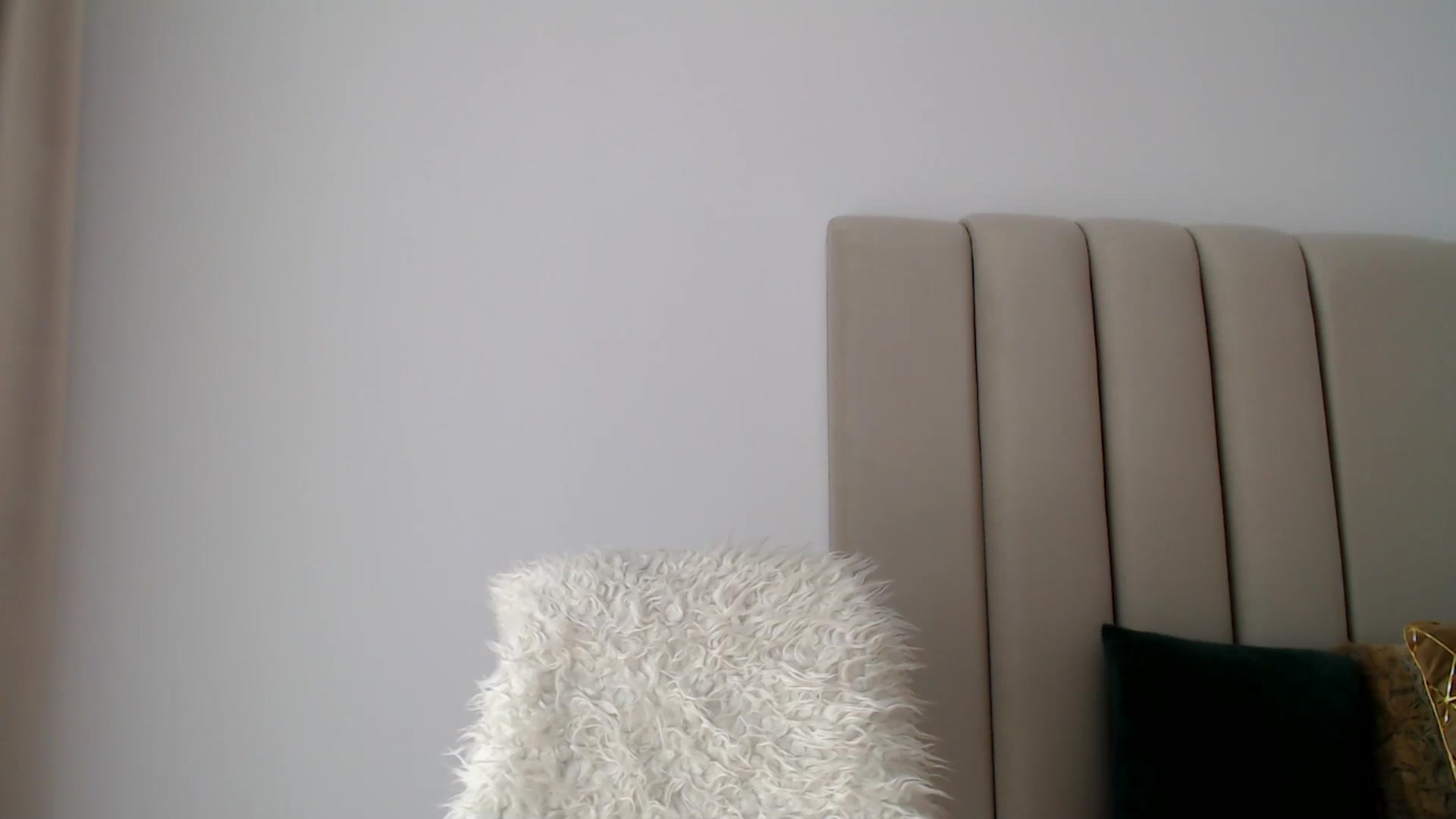 Gallery image thumbnail from Hrystina_'s myfreecams stream on, 10/21/2024, 11:07 image 19 of 20