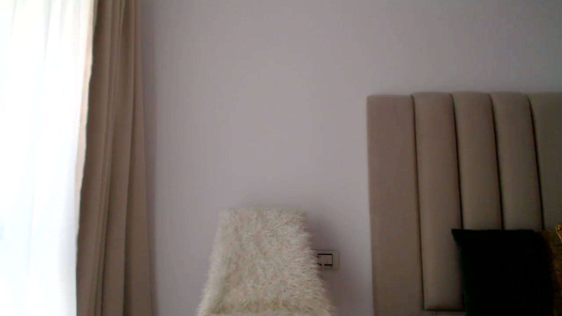 Gallery image thumbnail from Hrystina_'s myfreecams stream on, 10/22/2024, 15:56 image 8 of 20