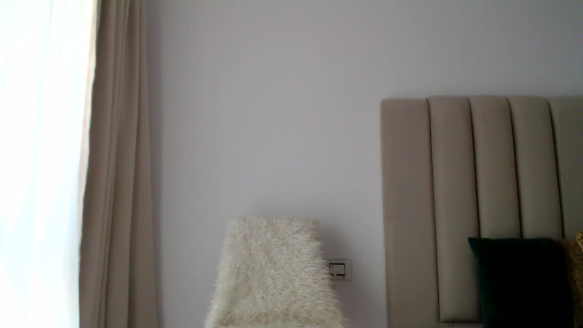 Gallery image thumbnail from Hrystina_'s myfreecams stream on, 10/22/2024, 15:56 image 3 of 20