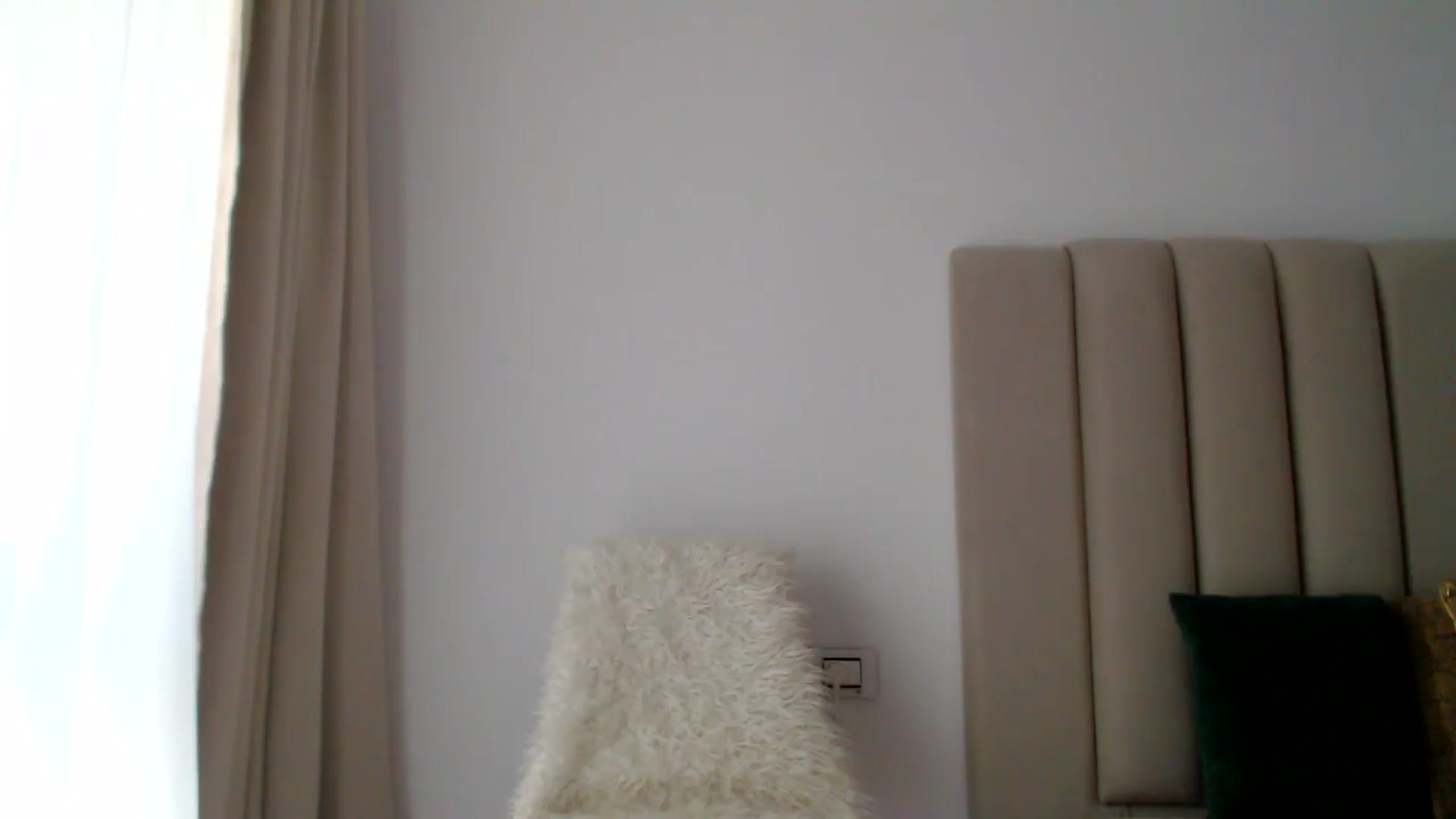 Gallery image thumbnail from Hrystina_'s myfreecams stream on, 10/22/2024, 15:56 image 5 of 20