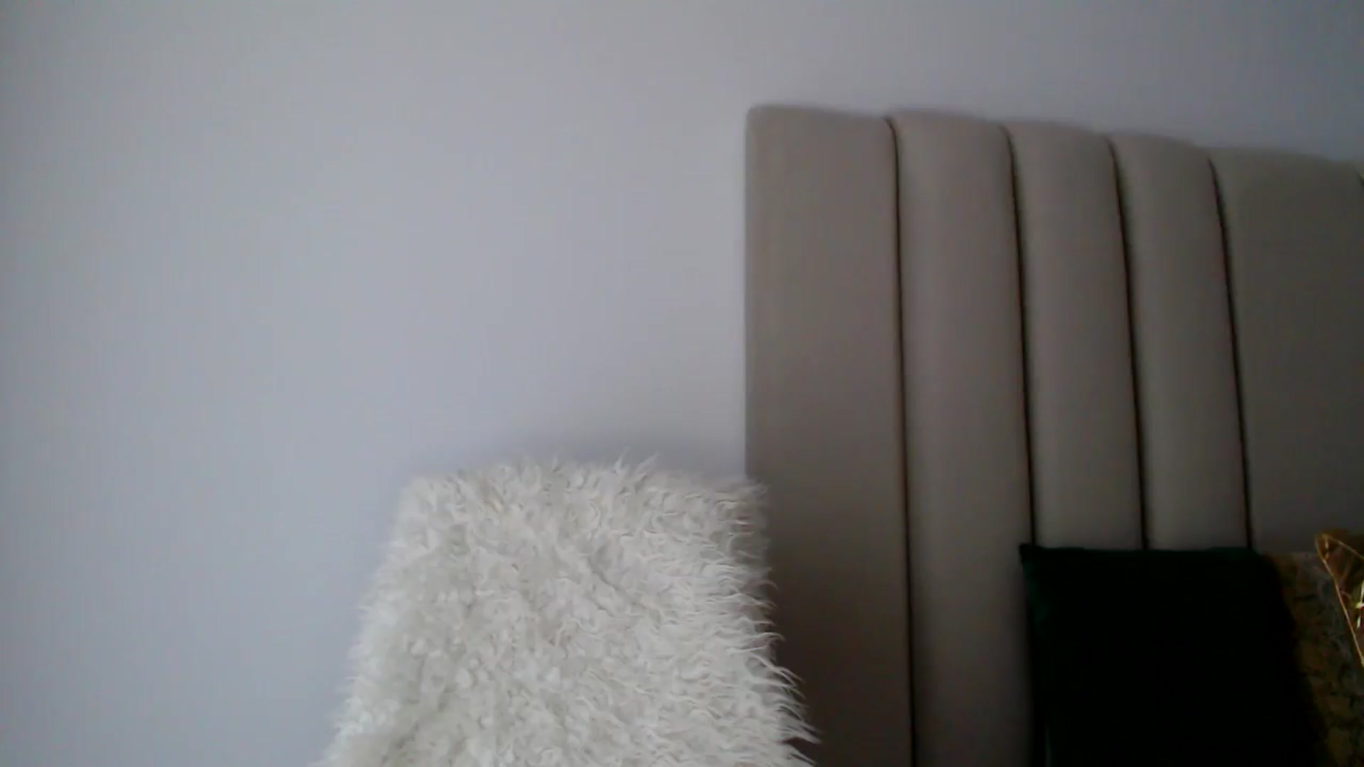 Gallery image thumbnail from Hrystina_'s myfreecams stream on, 10/29/2024, 15:35 image 18 of 20