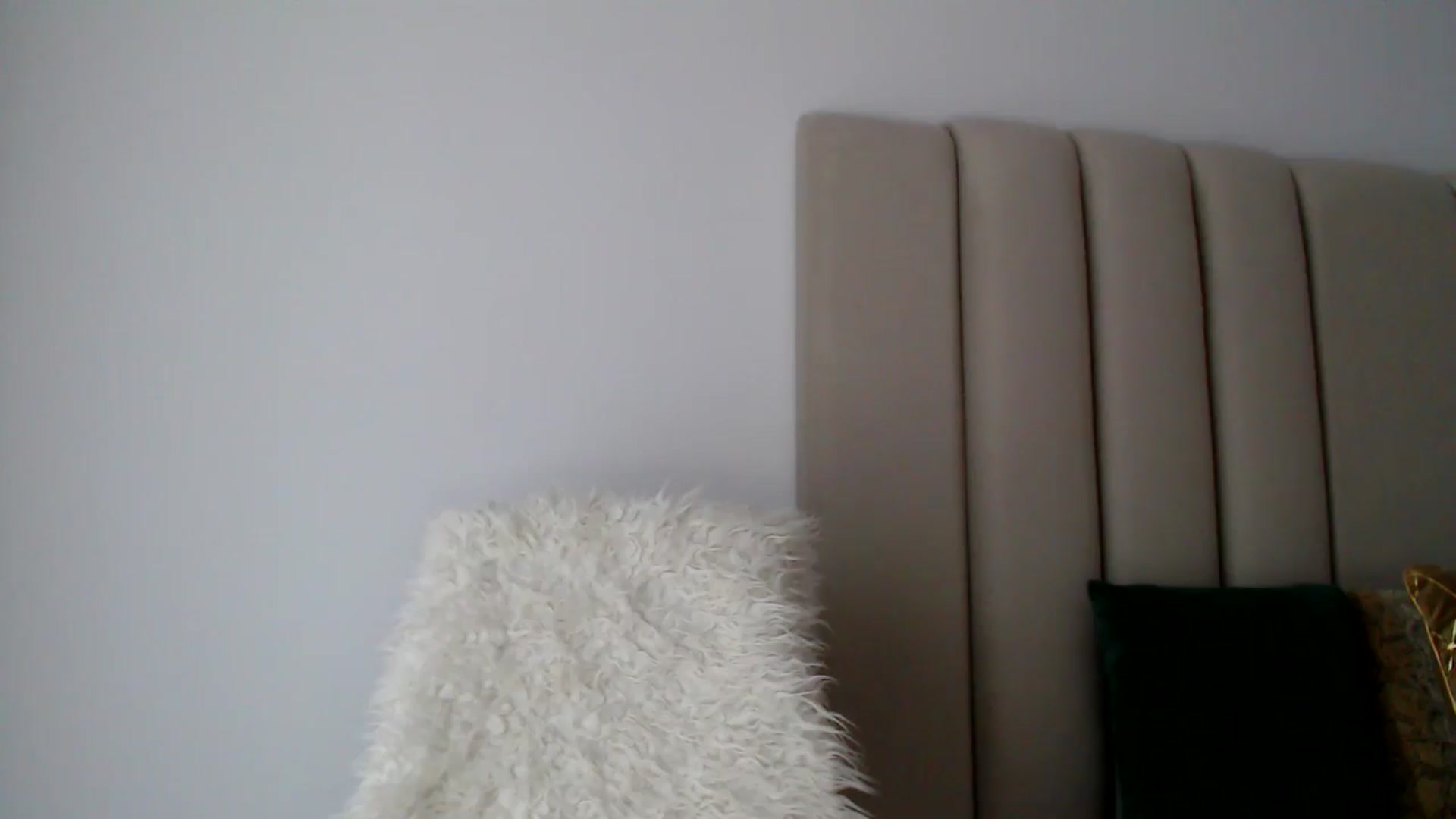 Gallery image thumbnail from Hrystina_'s myfreecams stream on, 10/29/2024, 15:35 image 17 of 20