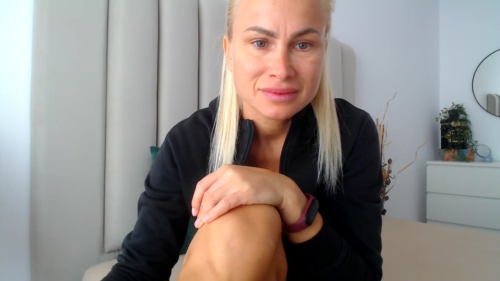 Gallery image thumbnail from Hrystina_'s myfreecams stream on, 10/29/2024, 15:35 image 3 of 20