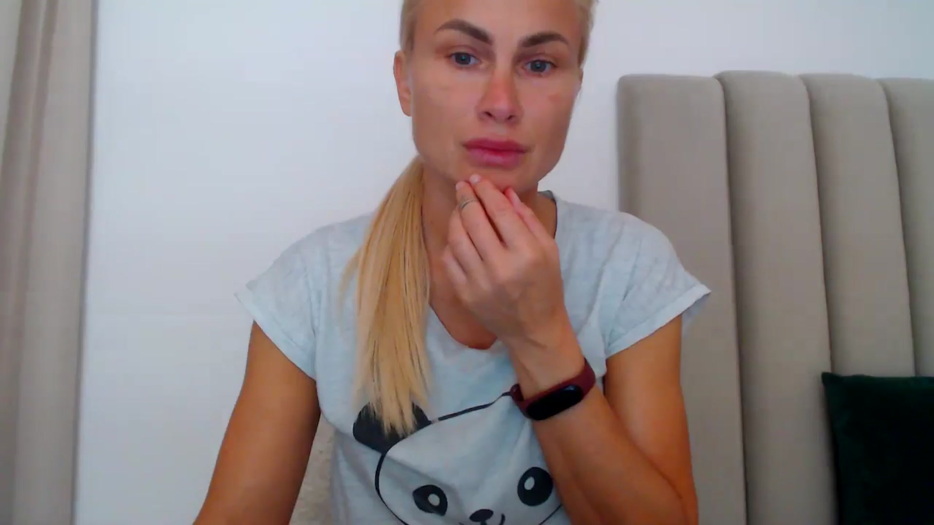 Gallery image thumbnail from Hrystina_'s myfreecams stream on, 10/29/2024, 15:35 image 20 of 20