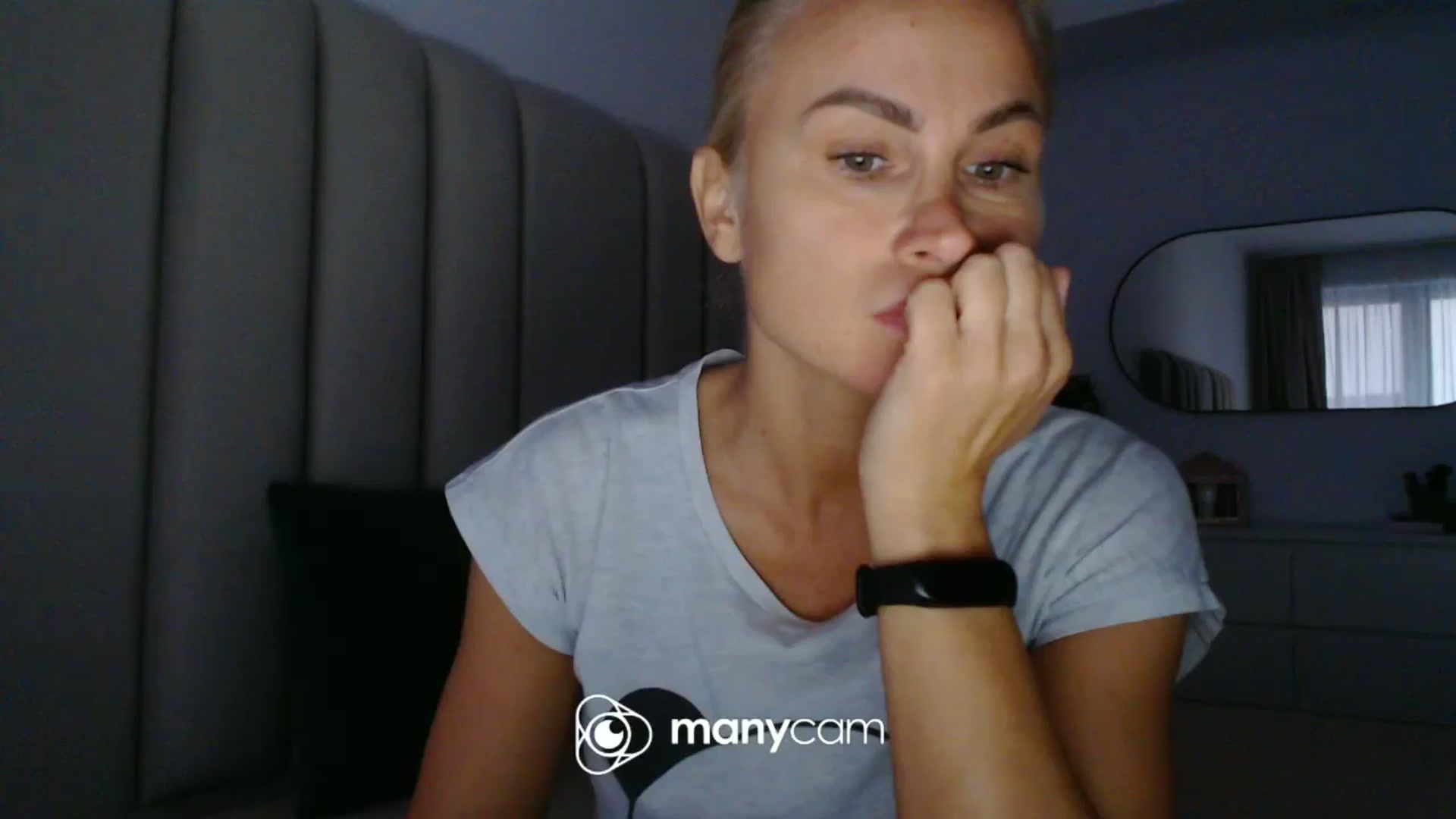 Gallery image thumbnail from Hrystina_'s myfreecams stream on, 10/30/2024, 16:55 image 7 of 20