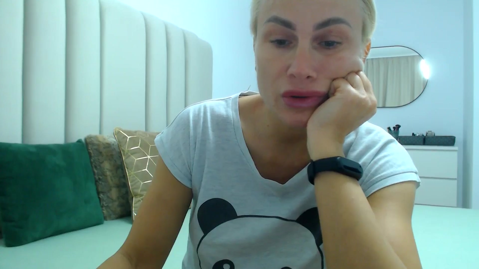 Gallery image thumbnail from Hrystina_'s myfreecams stream on, 11/02/2024, 16:09 image 20 of 20