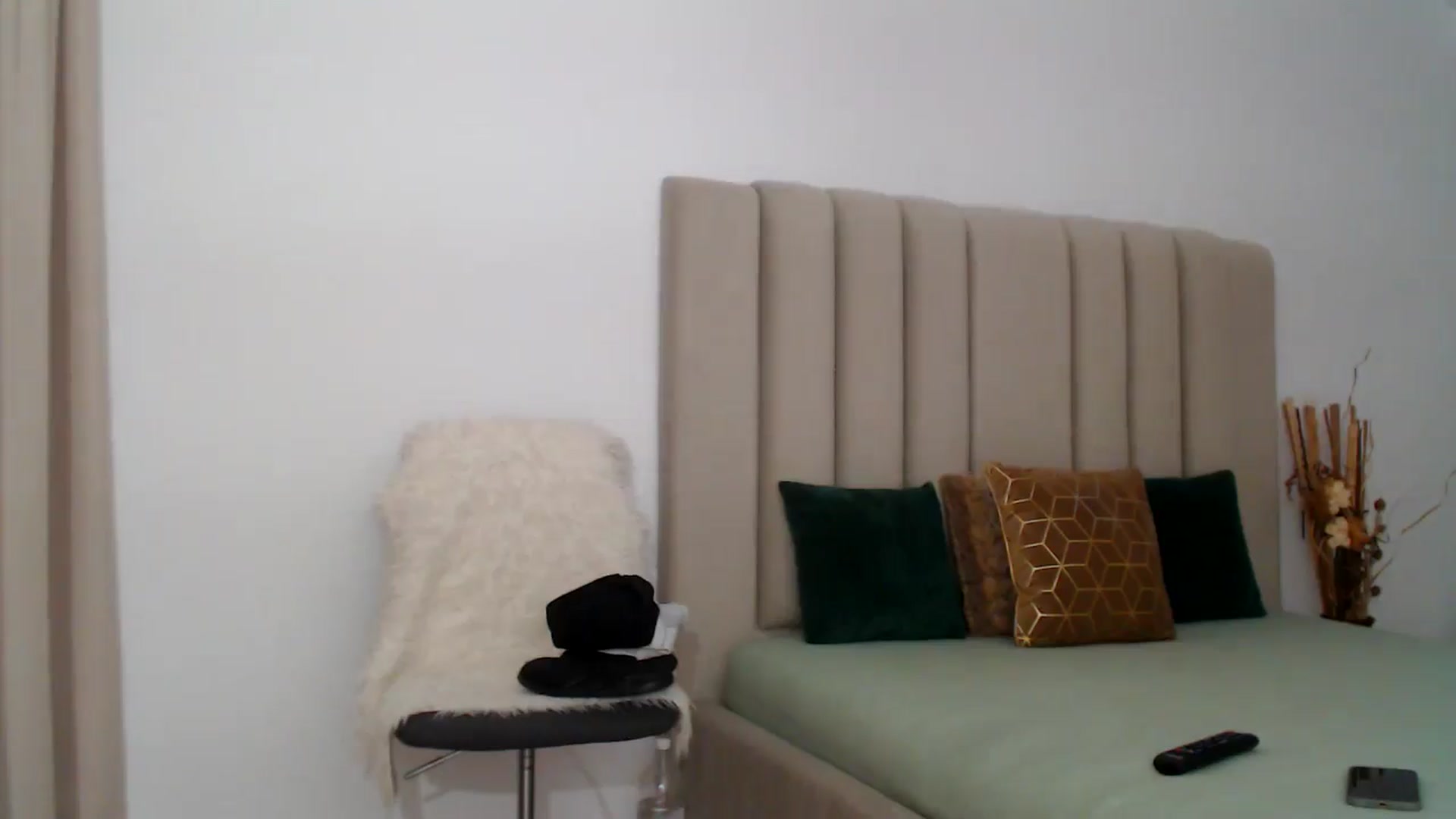 Gallery image thumbnail from Hrystina_'s myfreecams stream on, 11/04/2024, 15:58 image 18 of 20