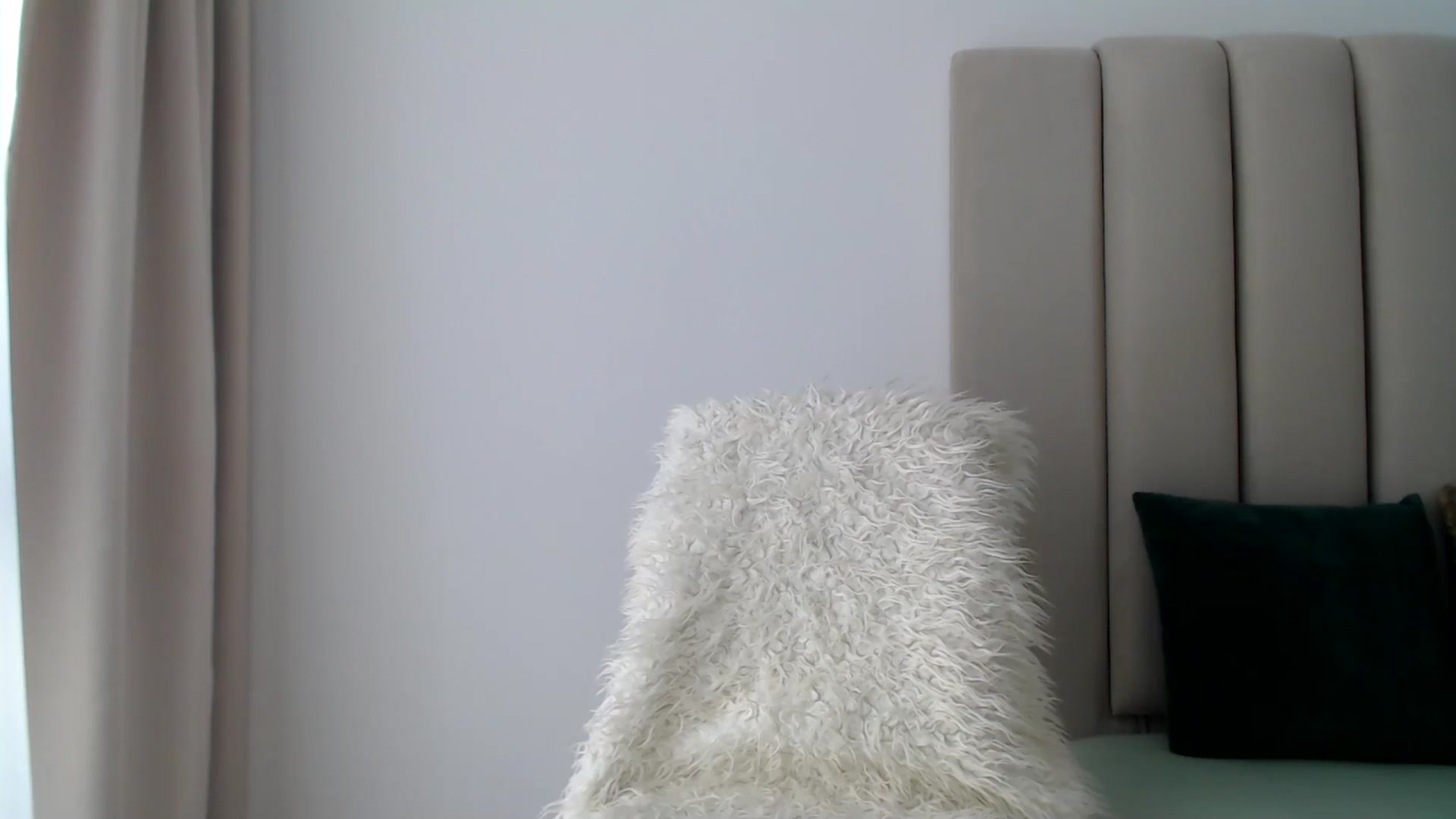 Gallery image thumbnail from Hrystina_'s myfreecams stream on, 11/05/2024, 12:13 image 6 of 20