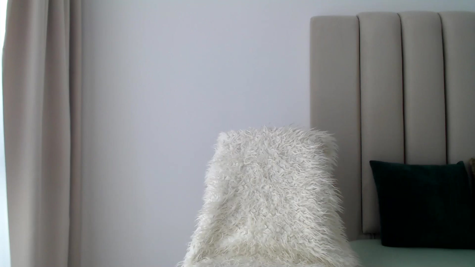 Gallery image thumbnail from Hrystina_'s myfreecams stream on, 11/05/2024, 12:13 image 4 of 20