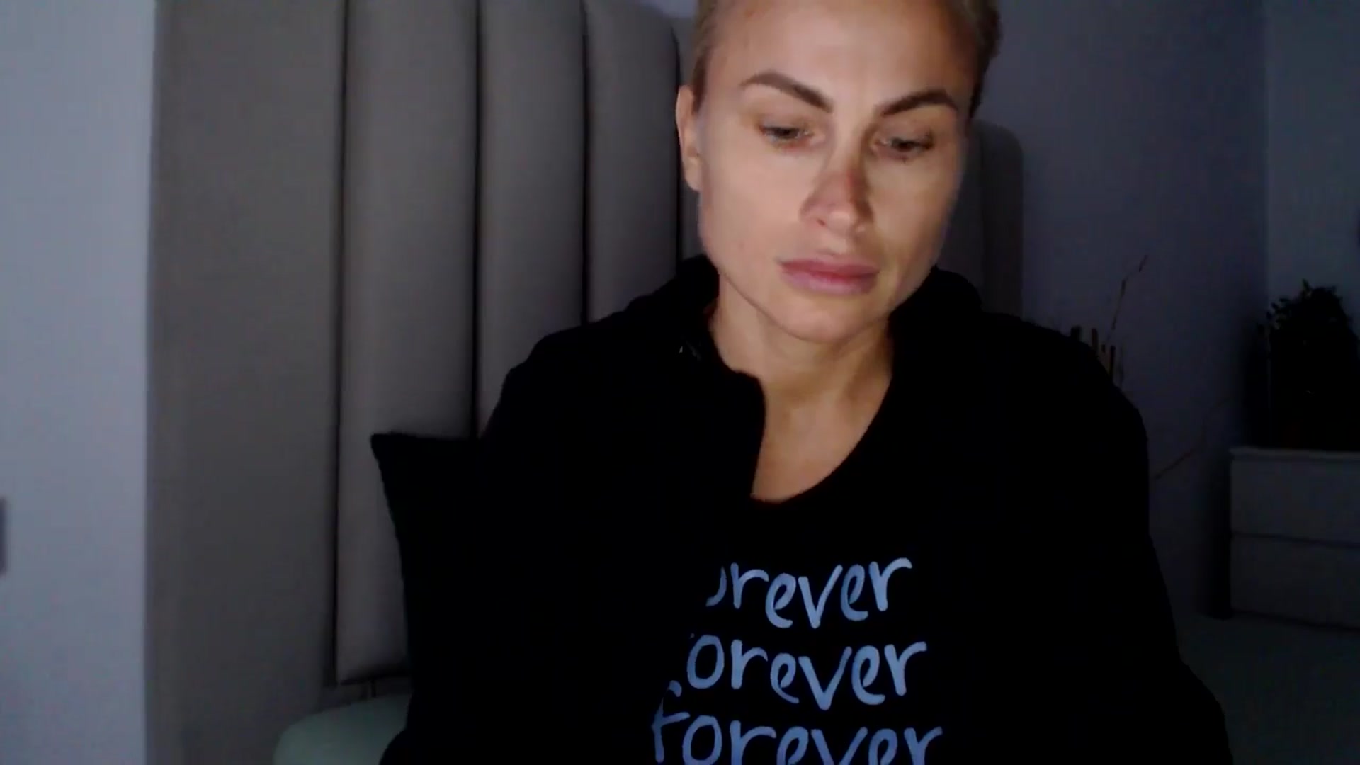 Gallery image thumbnail from Hrystina_'s myfreecams stream on, 11/11/2024, 16:03 image 15 of 20